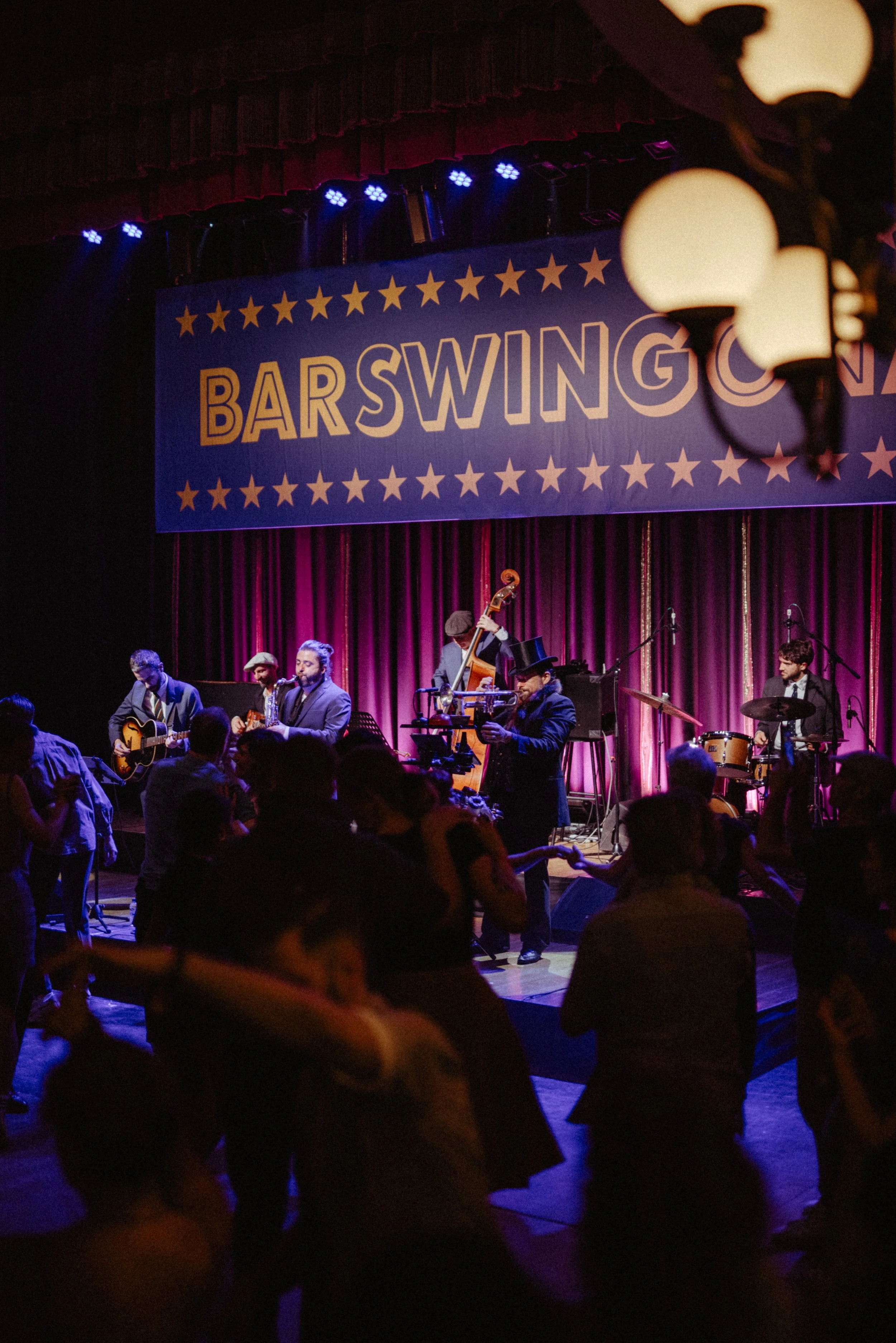 Fotografia Barswingona 2024 por Claudia Herrán en Teatre Aliança en Barcelona