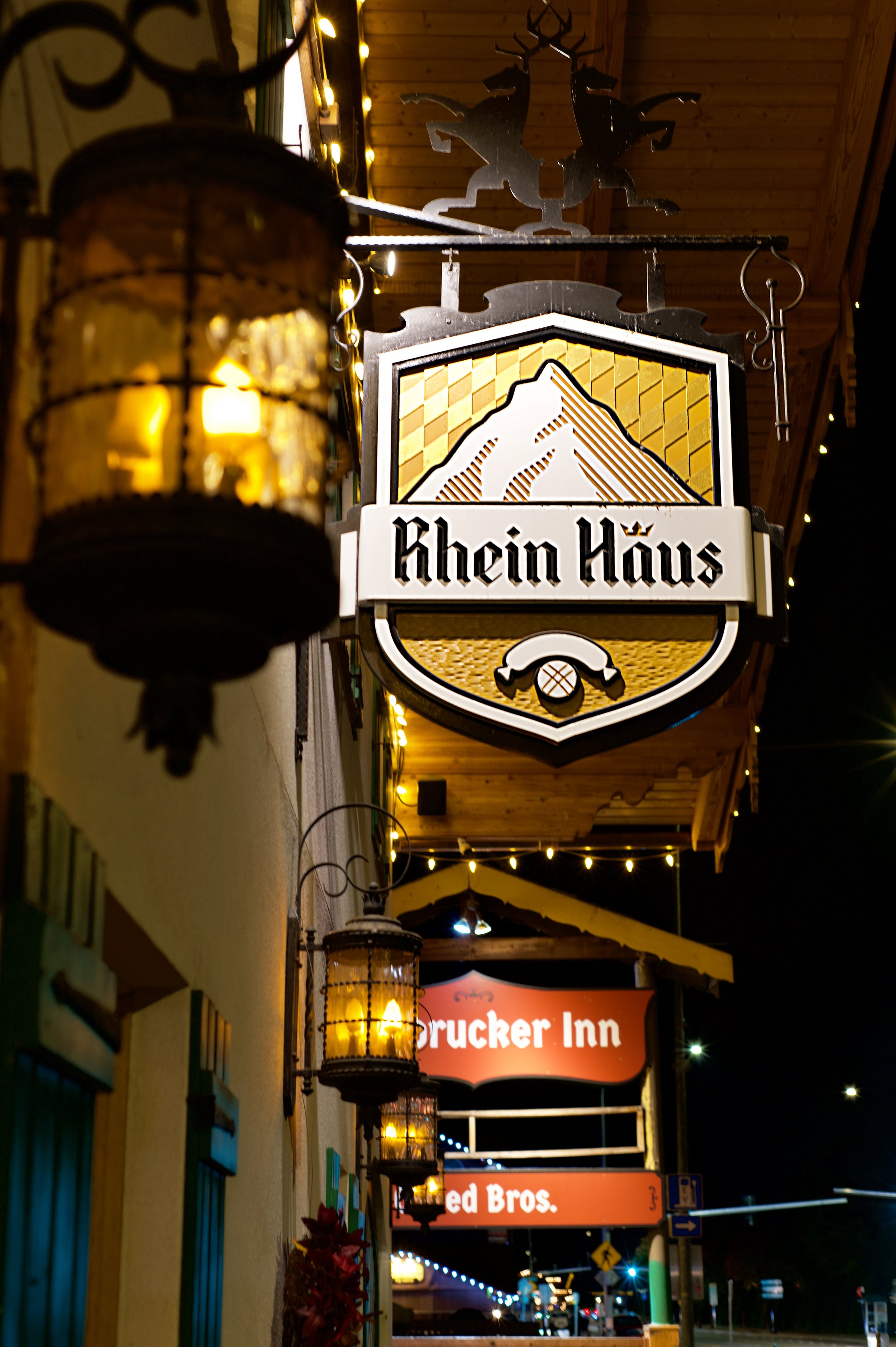 Branded signs in Leavenworth