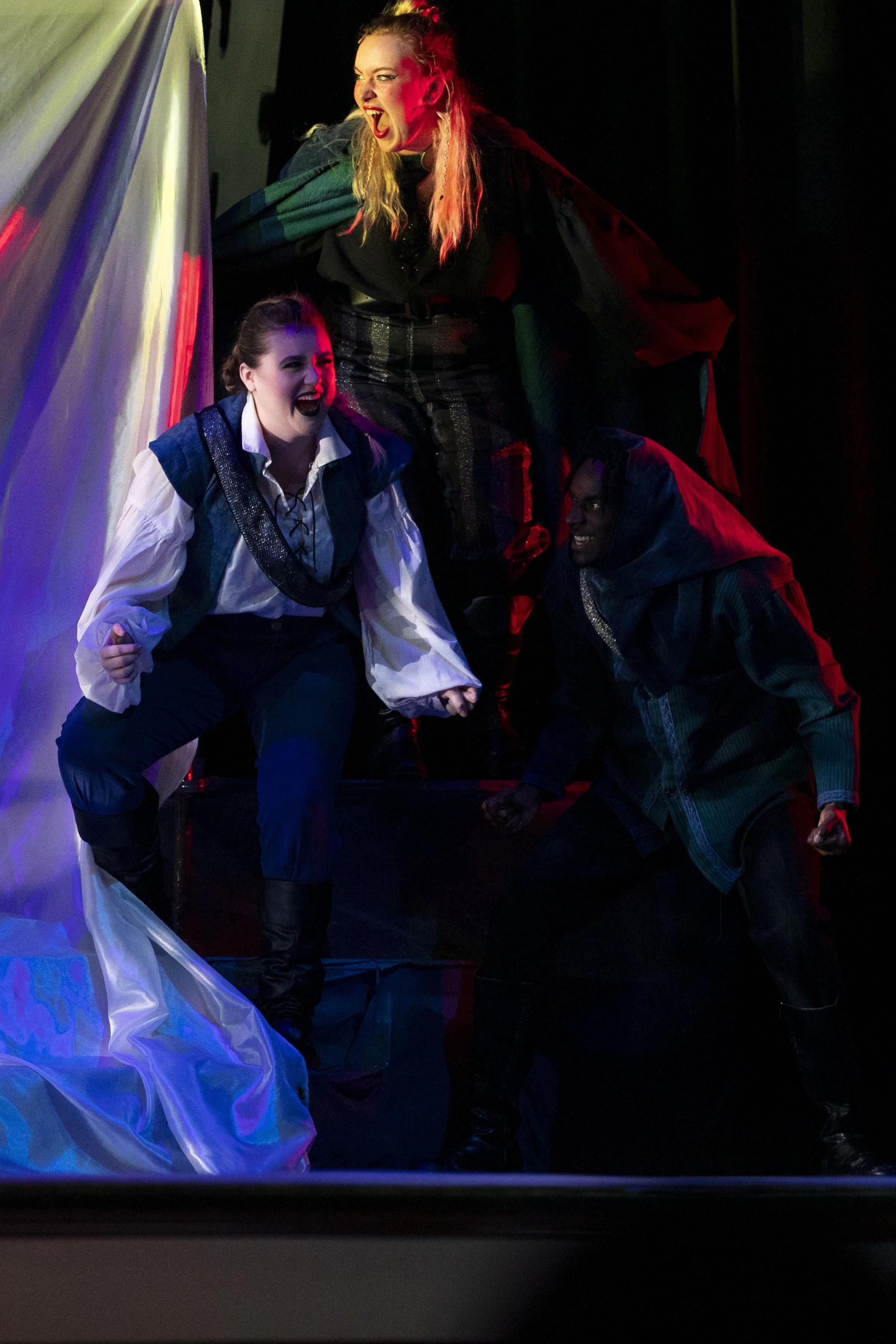 BU61006_100623 Lion Witch Wardrobe AJR0072.JPG