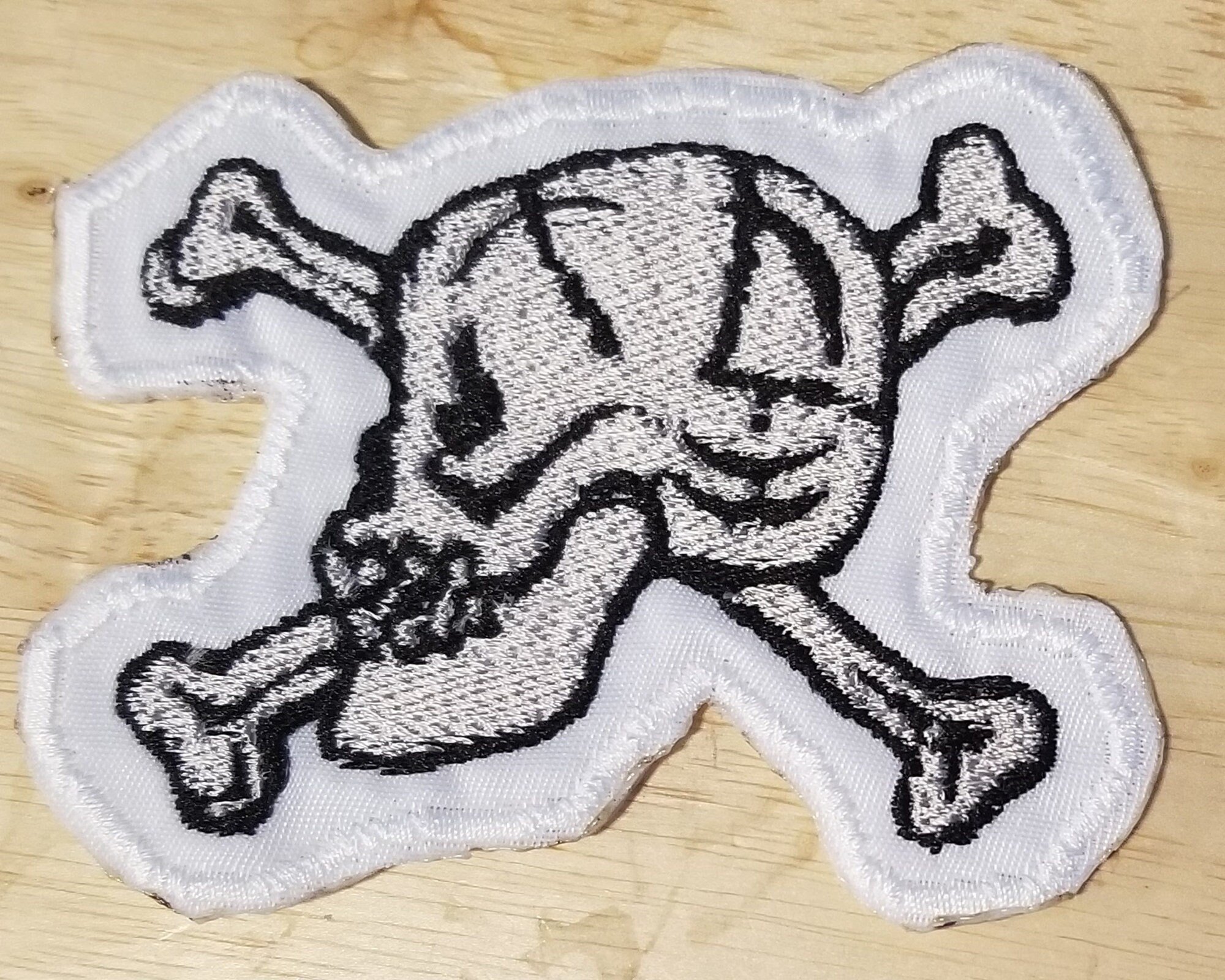 https://i.etsystatic.com/29505656/r/il/28c403/3270076793/il_fullxfull.3270076793_fg0z.jpg