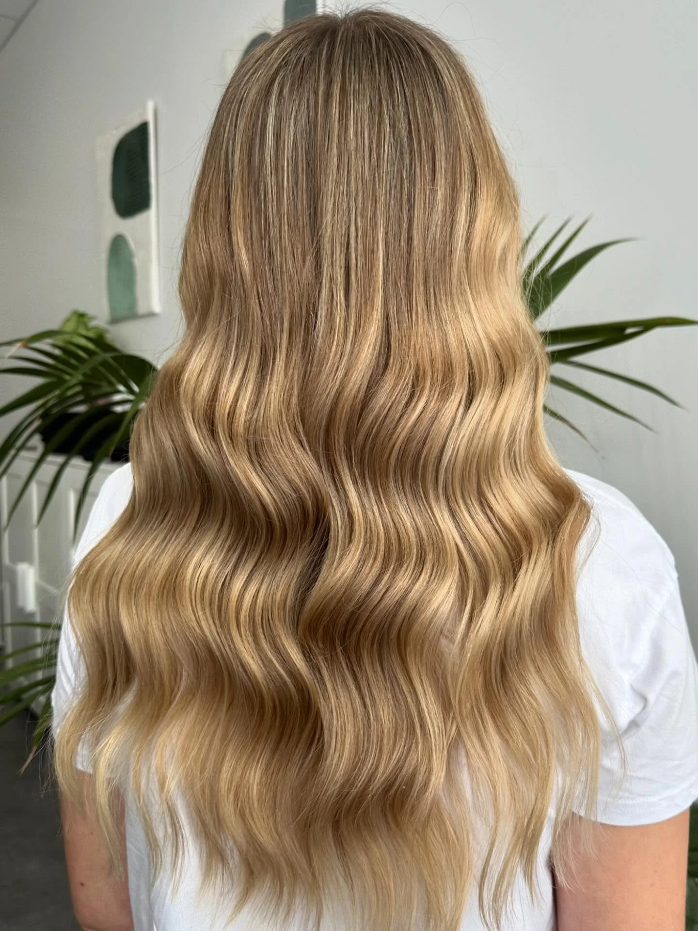 Spring hair is here 🧡☀️

@hairbyjarrad working all his magic ✨