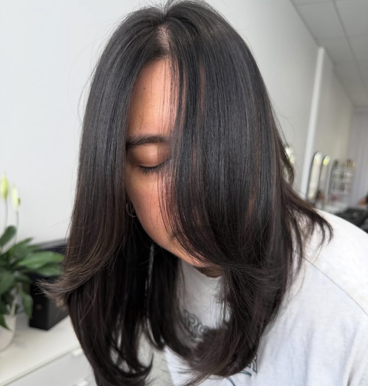 We live for healthy hair!!! 🤩
It&rsquo;s feels just as amazing as it looks!!! 

Painting with @originalmineral 
Stylist @portiarose.hair