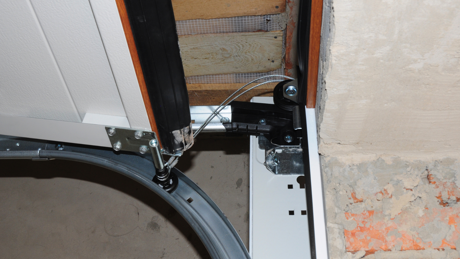 maintenance of a garage door