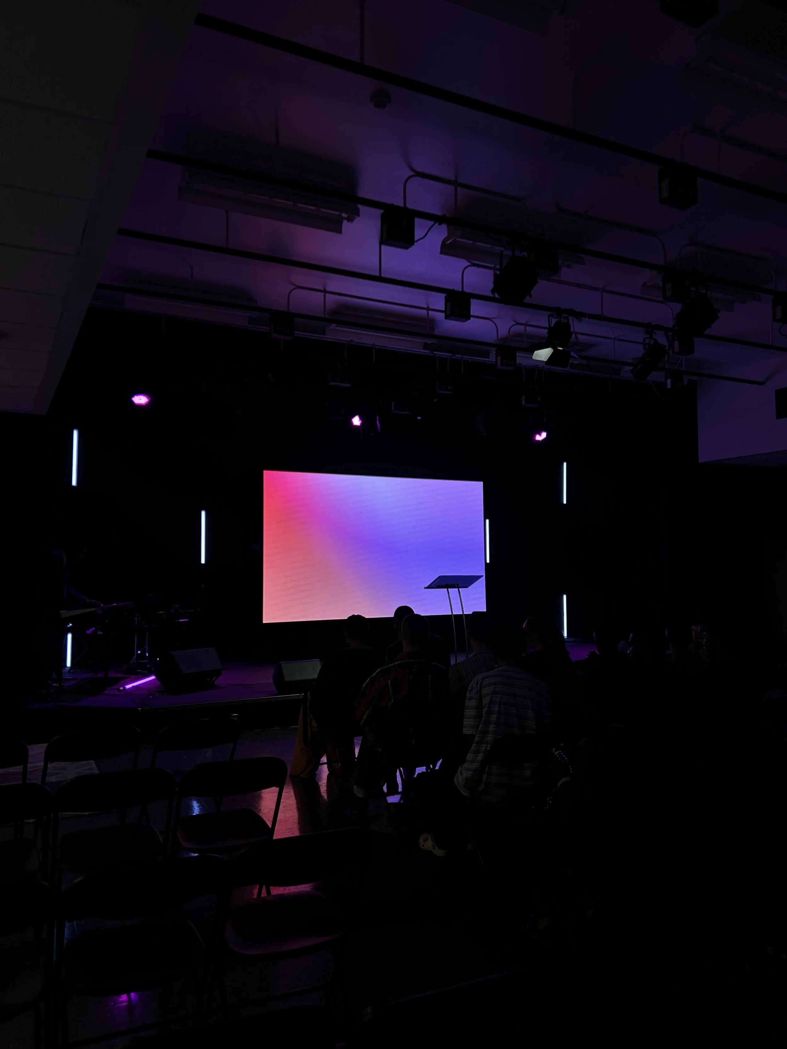Why Rent Our LED Screens Instead of Projectors?