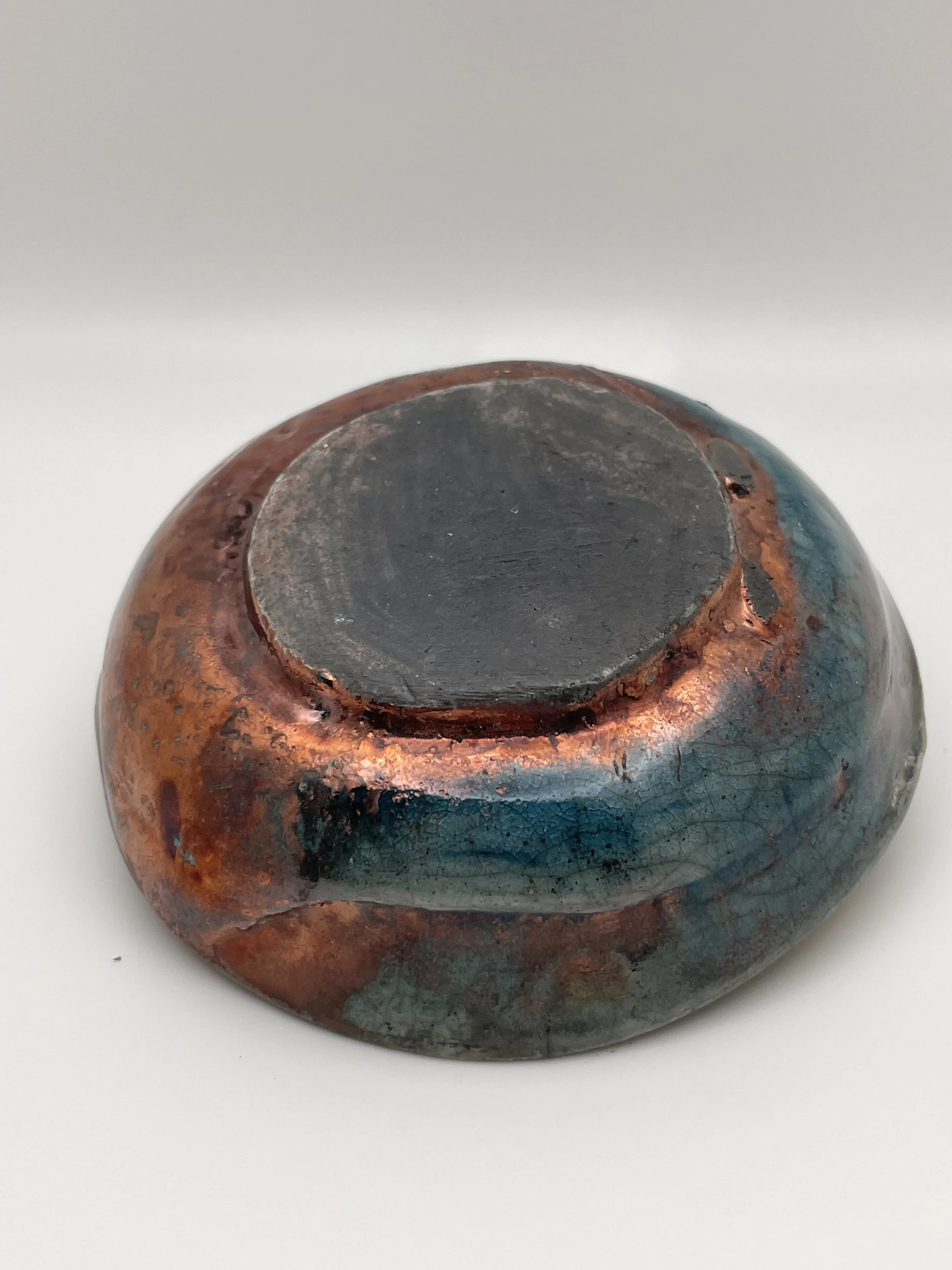 [Copper Sands Raku + Gold Leaf Inner] (2024)