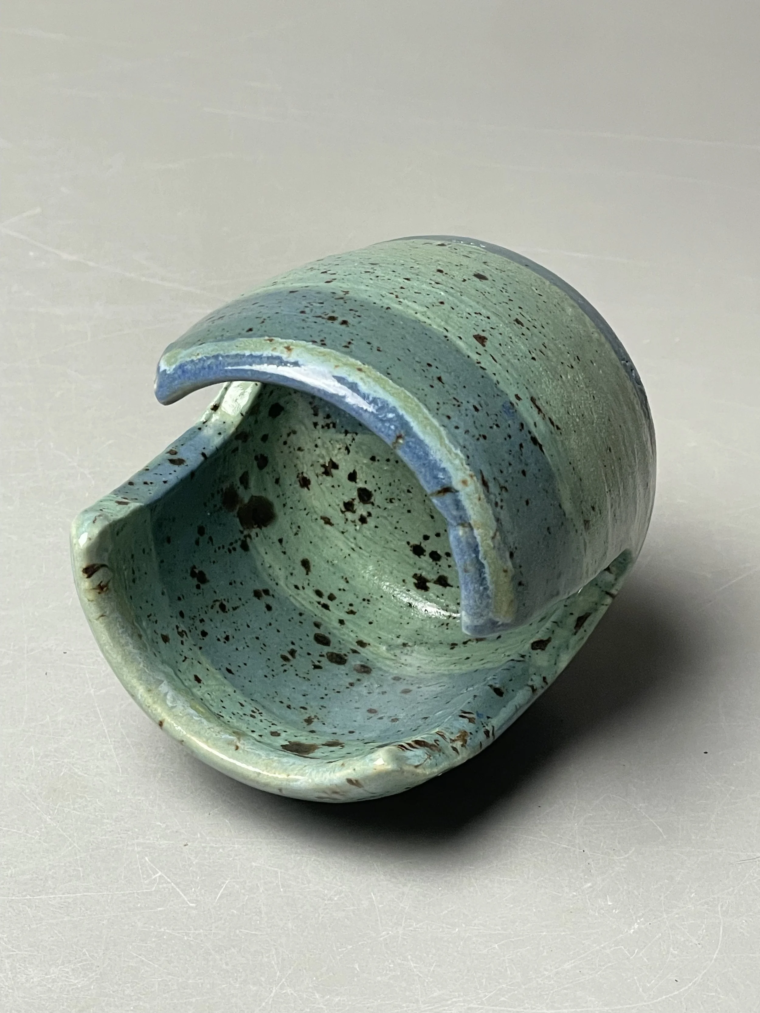 "Bluegill - Sponge Holder" [Cone 6 Oxidation] (2024)