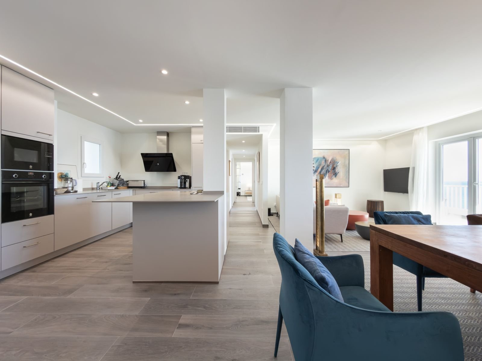 WhatsApp Image 2026-04-11 at 09.50.33 (7).jpeg