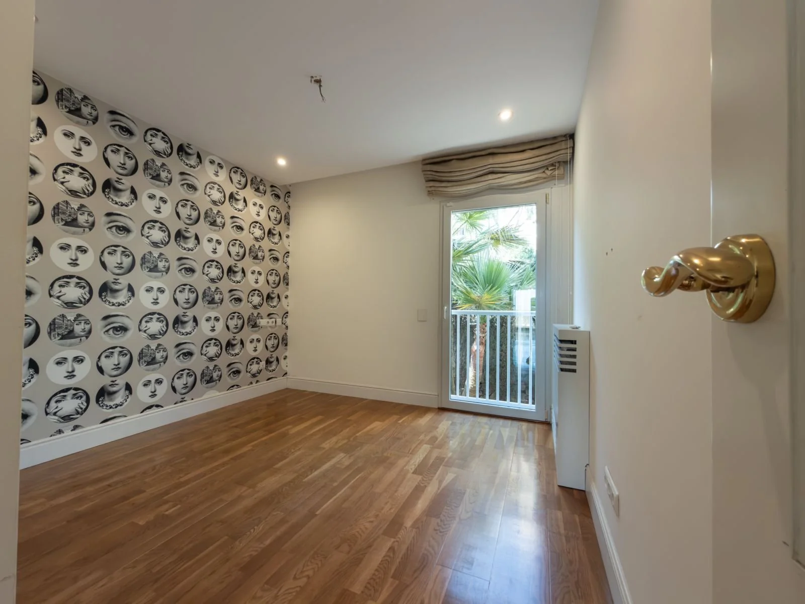 WhatsApp Image 2026-04-11 at 09.50.55 (1).jpeg