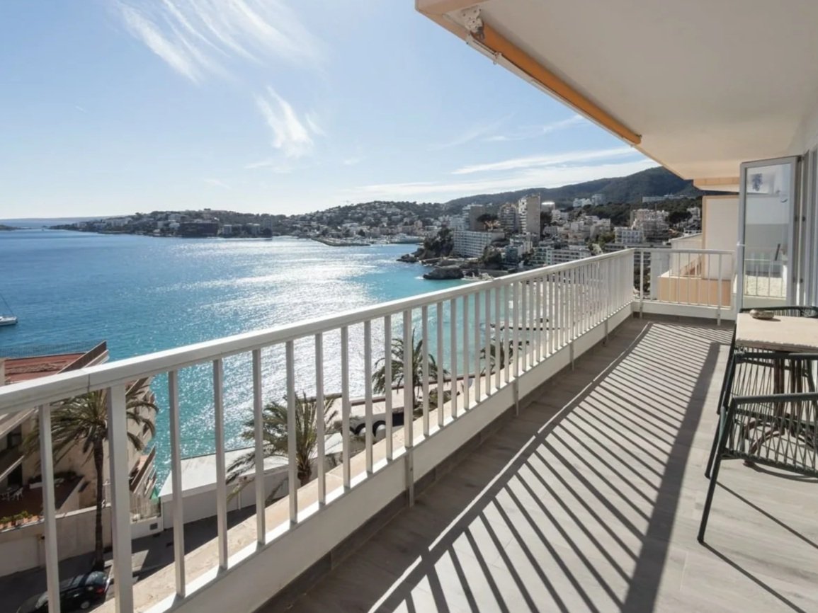 P040 Traumhaftes Meerblick Apartment in Cala Major