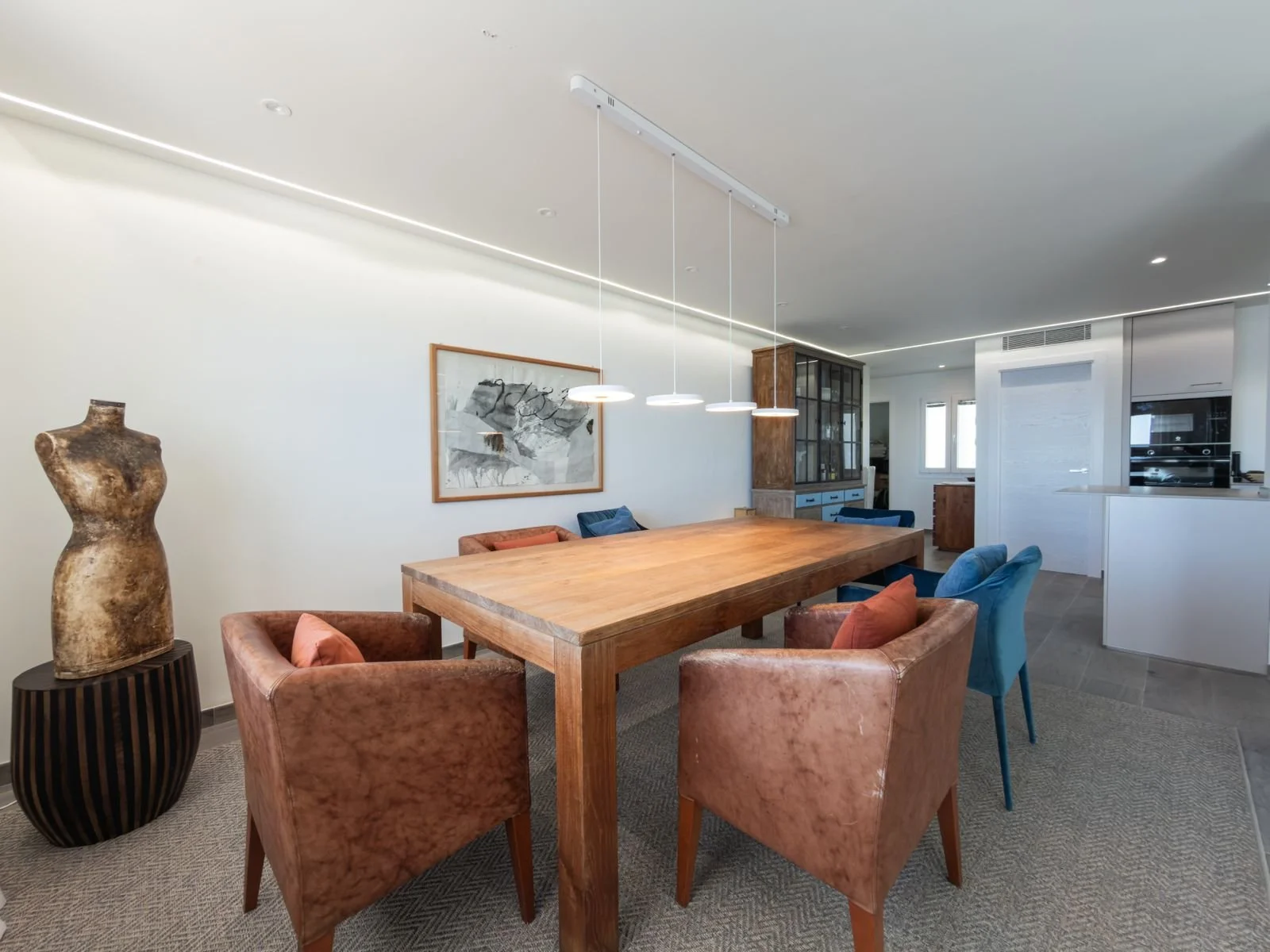 WhatsApp Image 2026-04-11 at 09.50.34 (3).jpeg