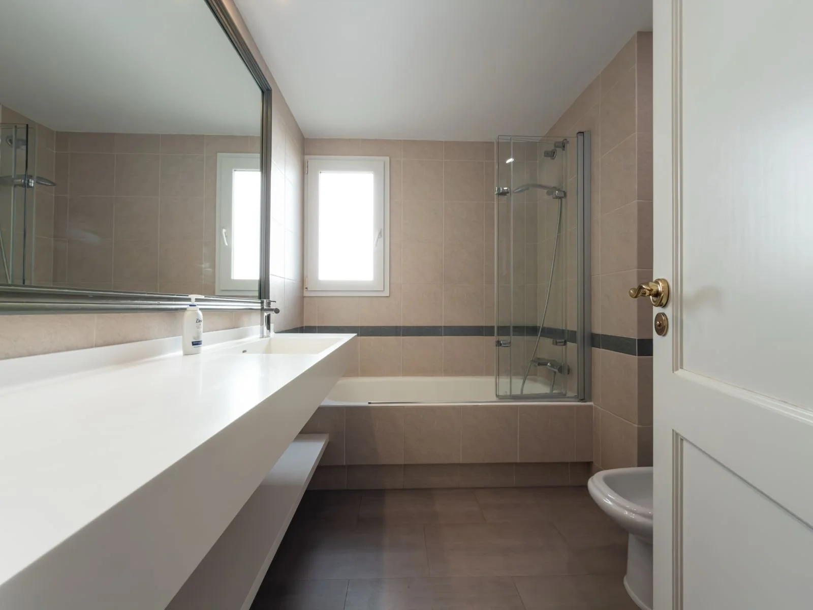 WhatsApp Image 2026-04-11 at 09.50.53 (2).jpeg