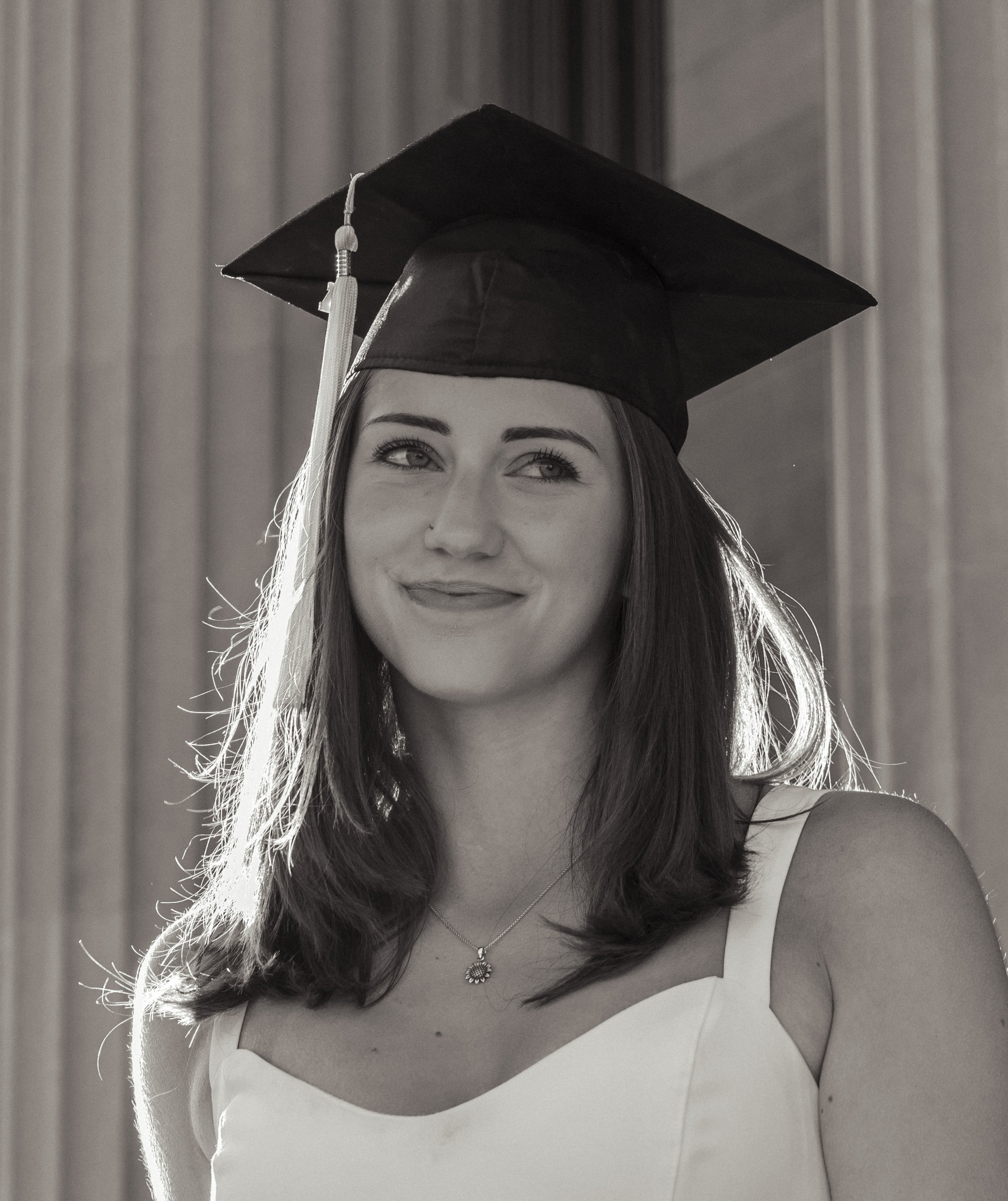 Emma Grad Photos-2-30.jpg