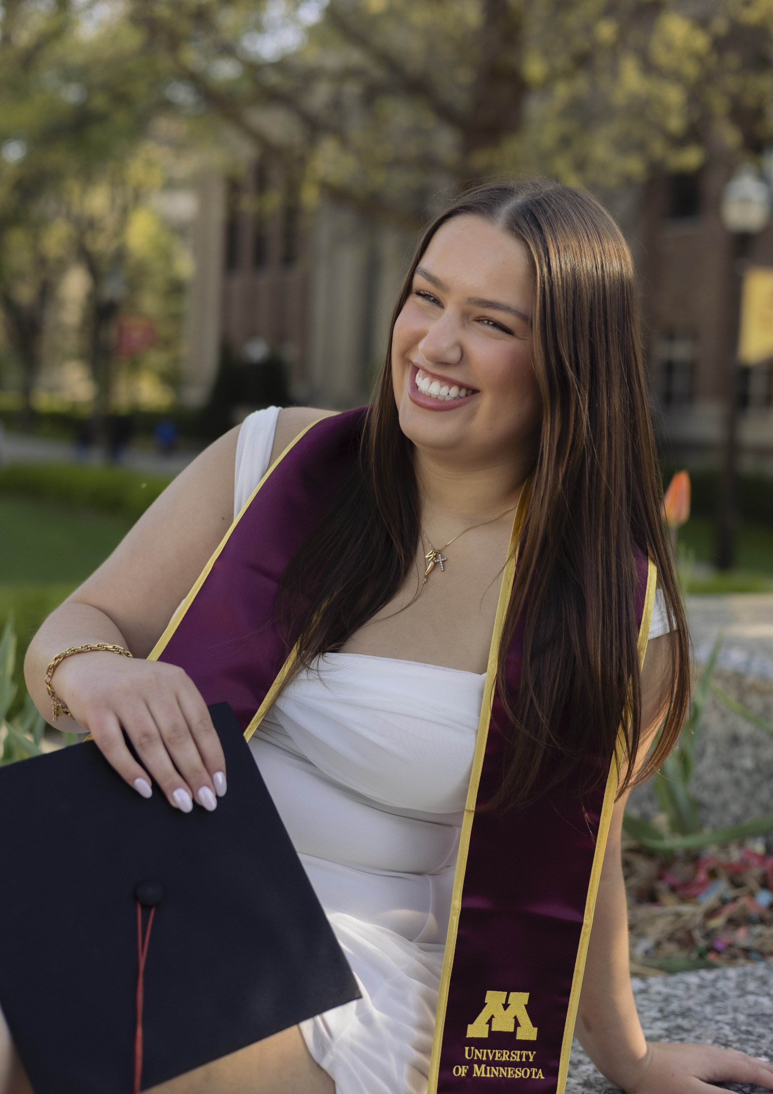 UofMGradPhotos-Selena+Friends-5682.jpg