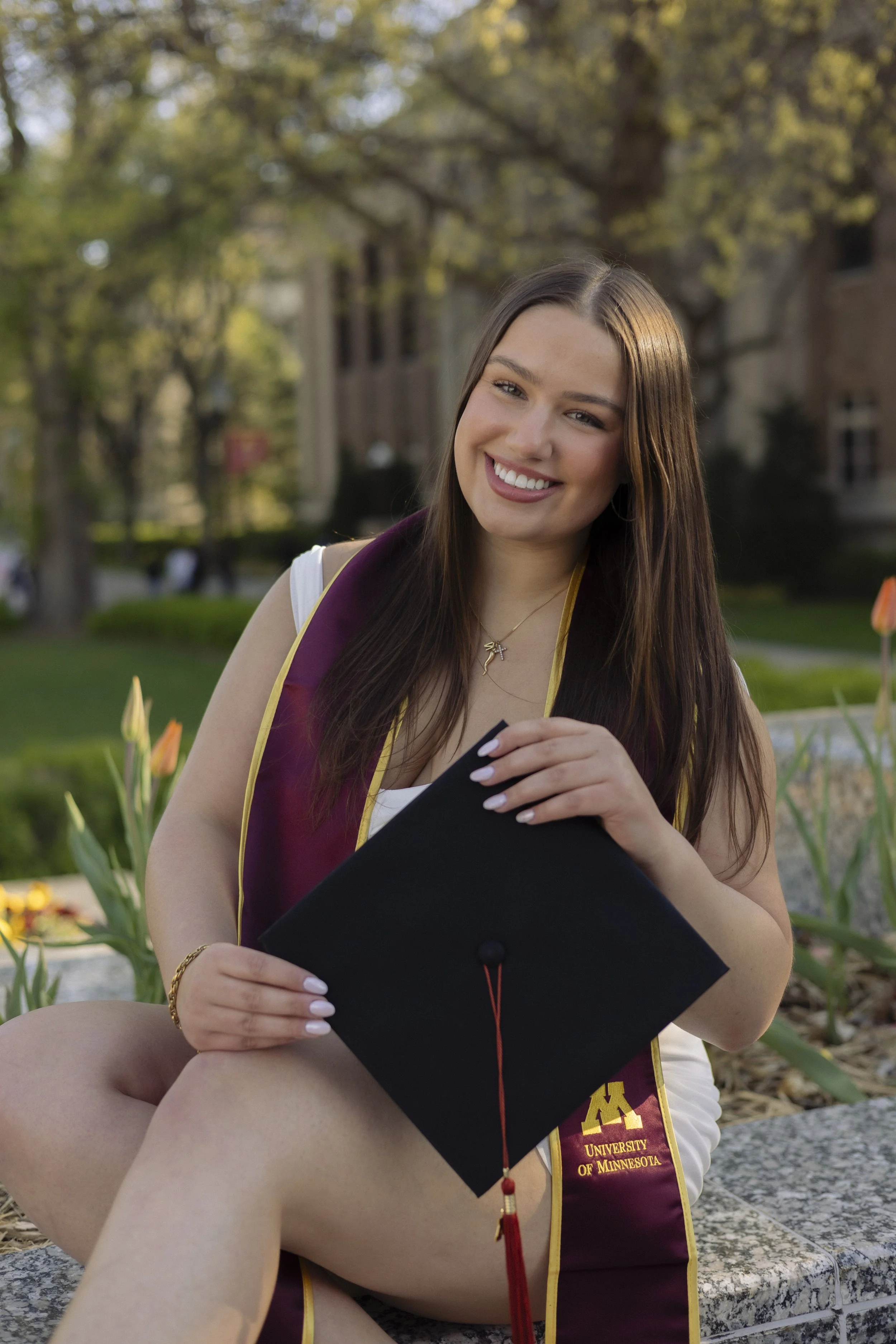 UofMGradPhotos-Selena+Friends-5627.jpg