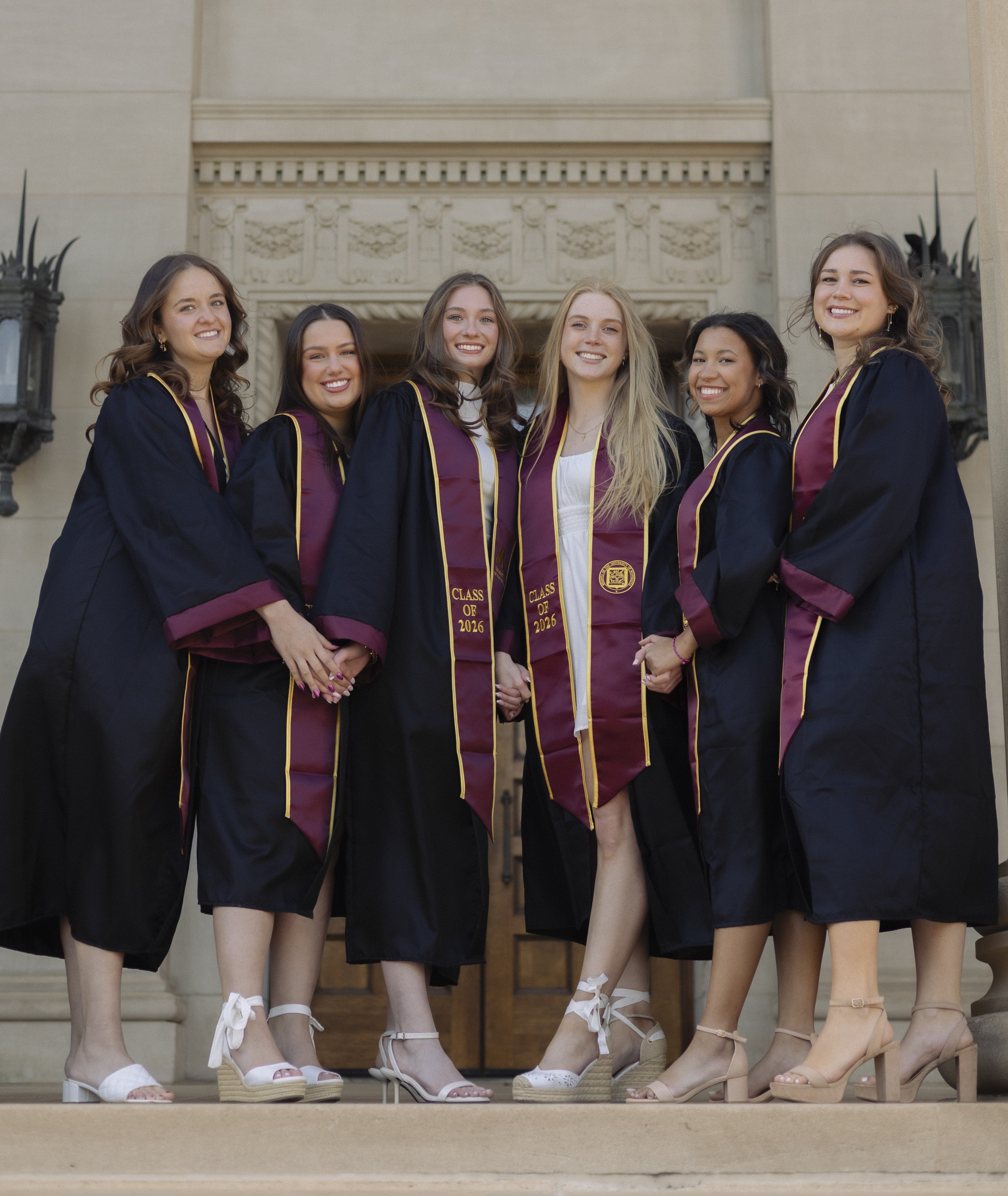 UofMGradPhotos-Selena+Friends-6365.jpg
