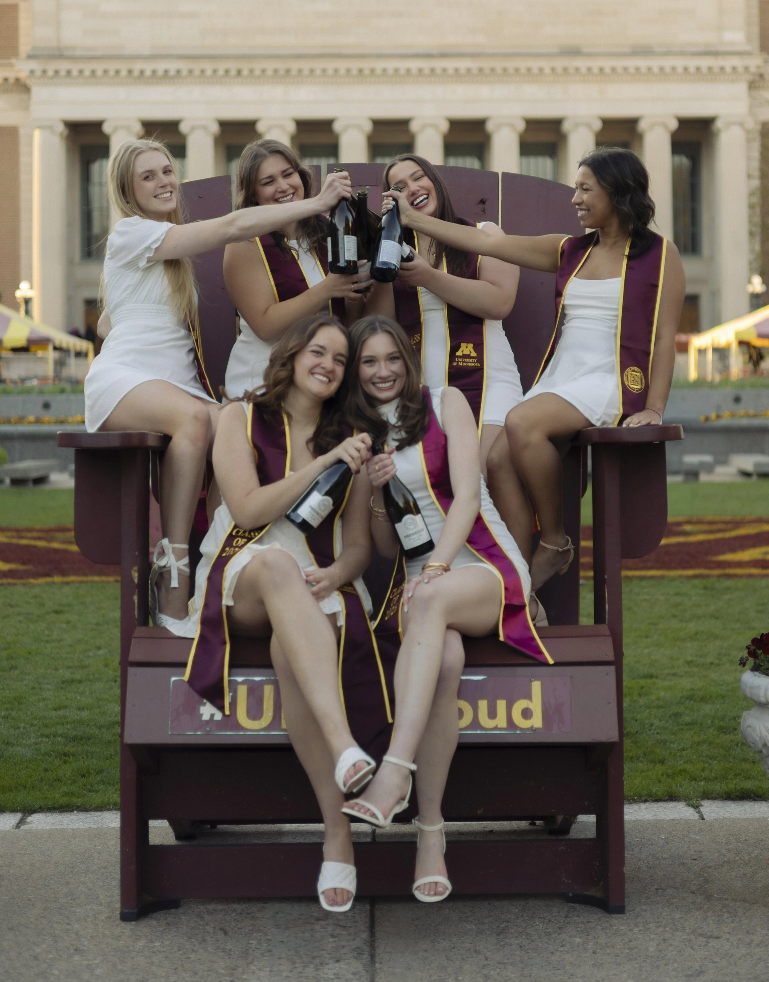 UofMGradPhotos-Selena+Friends-8403.jpg
