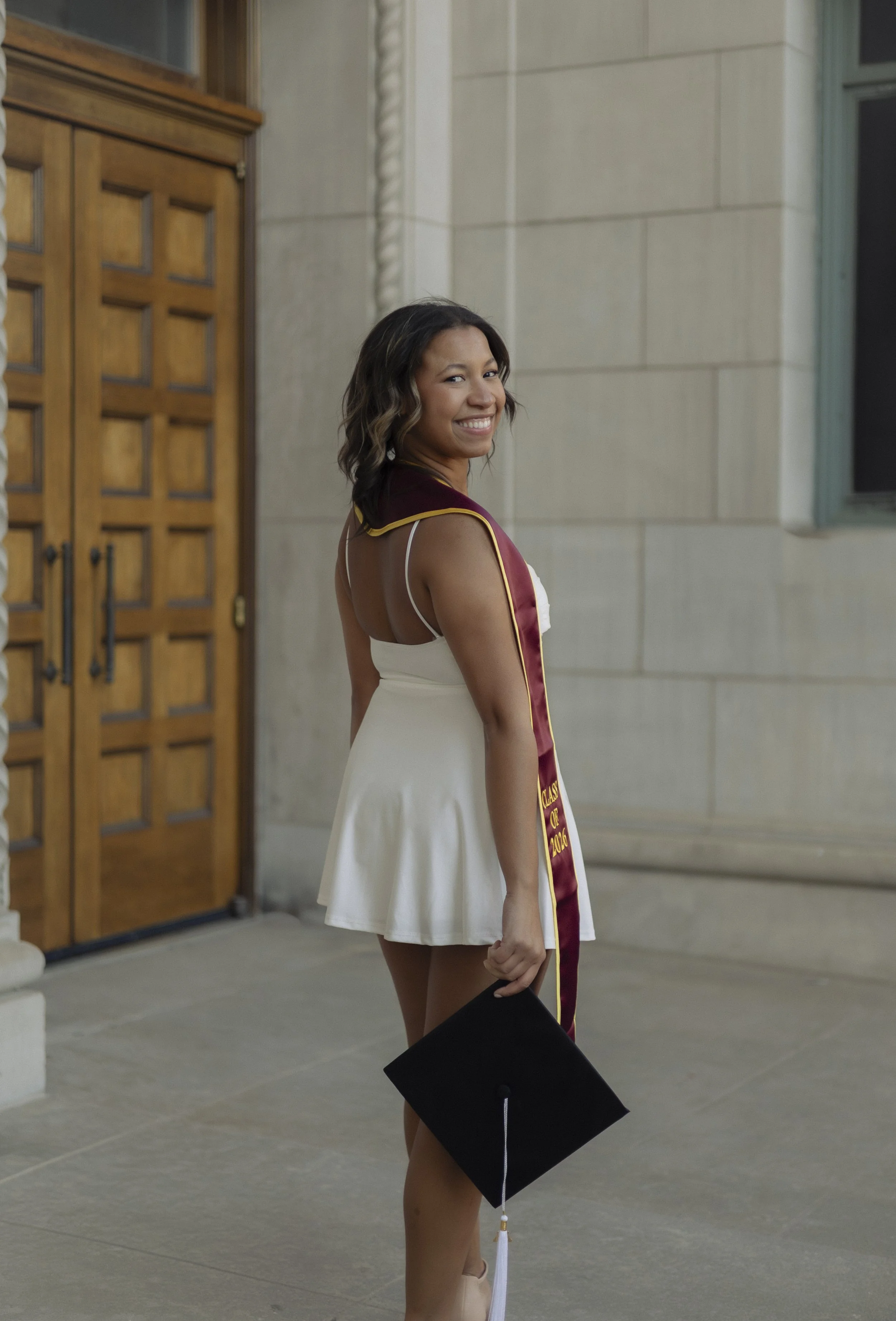 UofMGradPhotos-Selena+Friends-8439.jpg