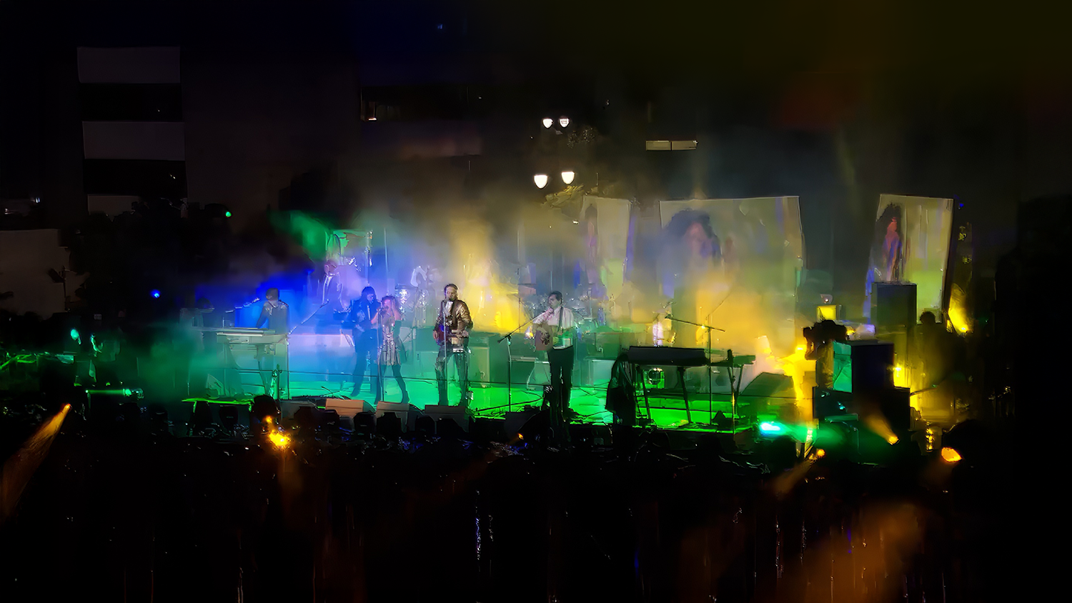 ArcadeFire2_1500.png