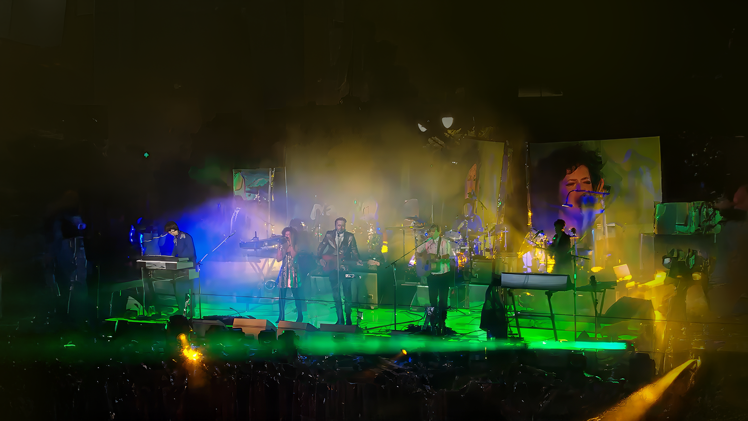 ArcadeFire3_1500.png