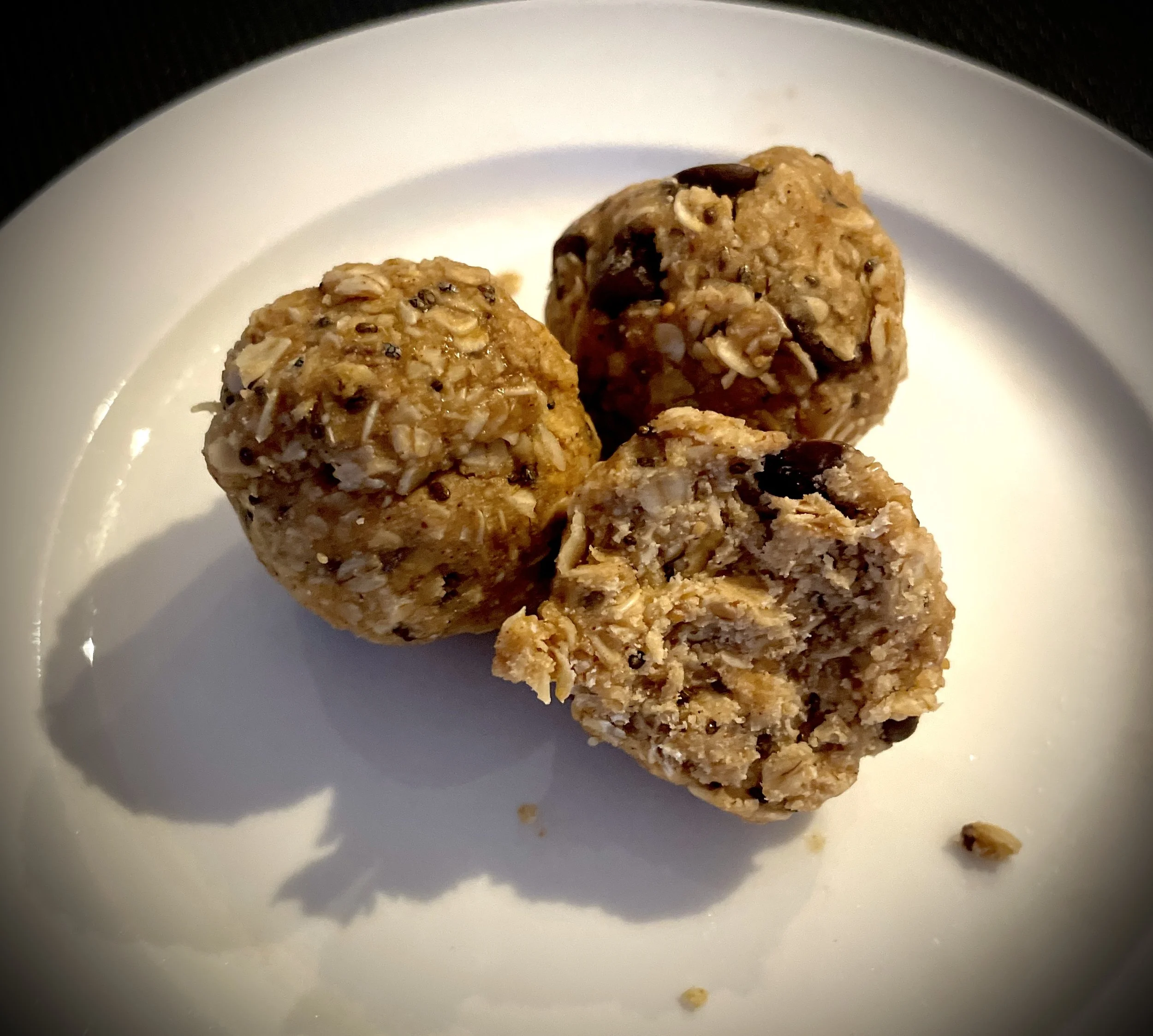 Oatmeal Nut* Butter Protein Balls (GF) *nut alternative available