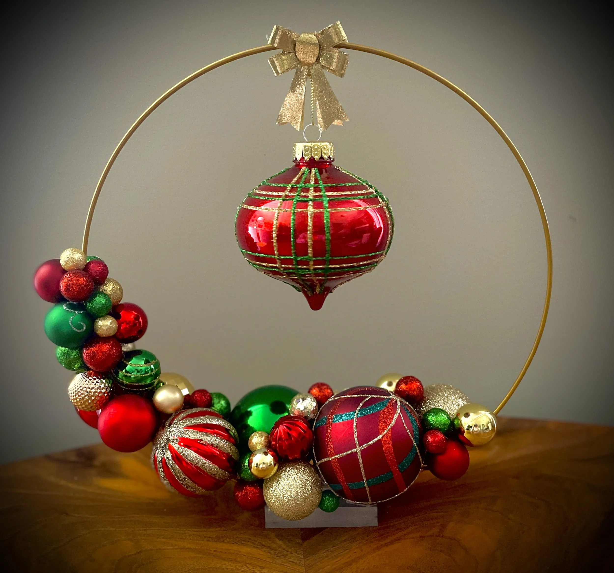 Classic Christmas Centerpiece