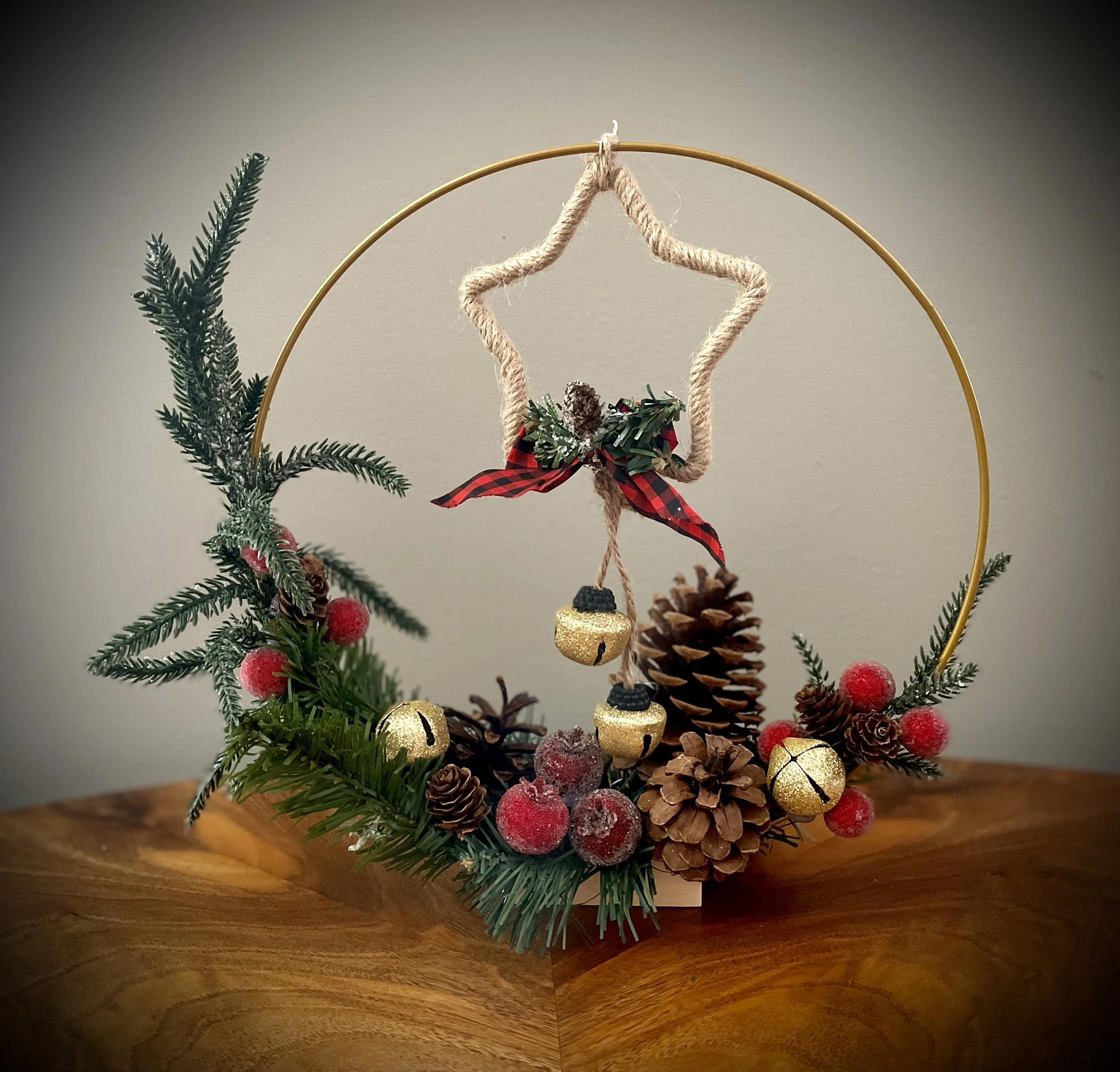 Ringing in Christmas Centerpiece