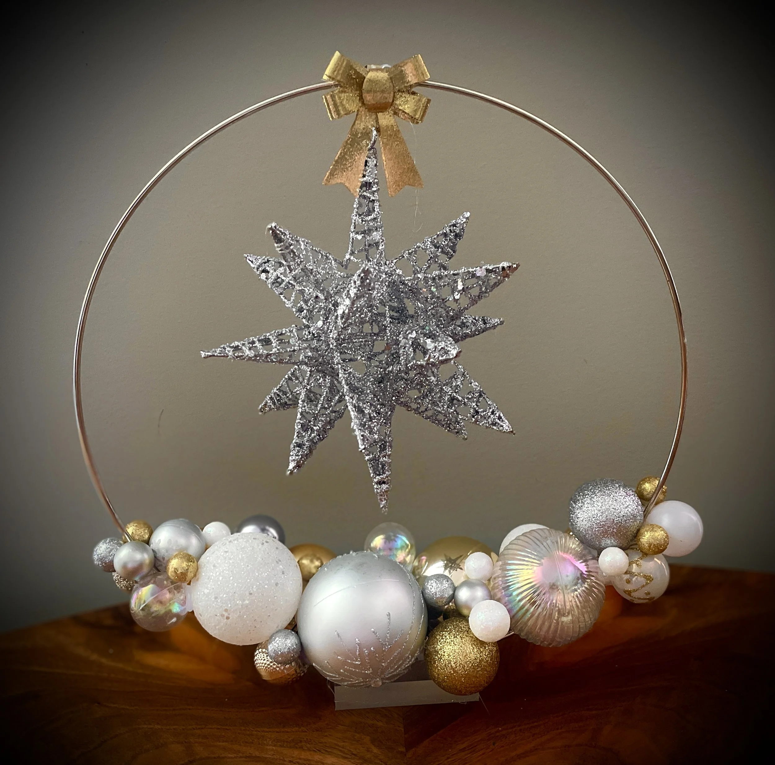 Glimmering Star Centerpiece