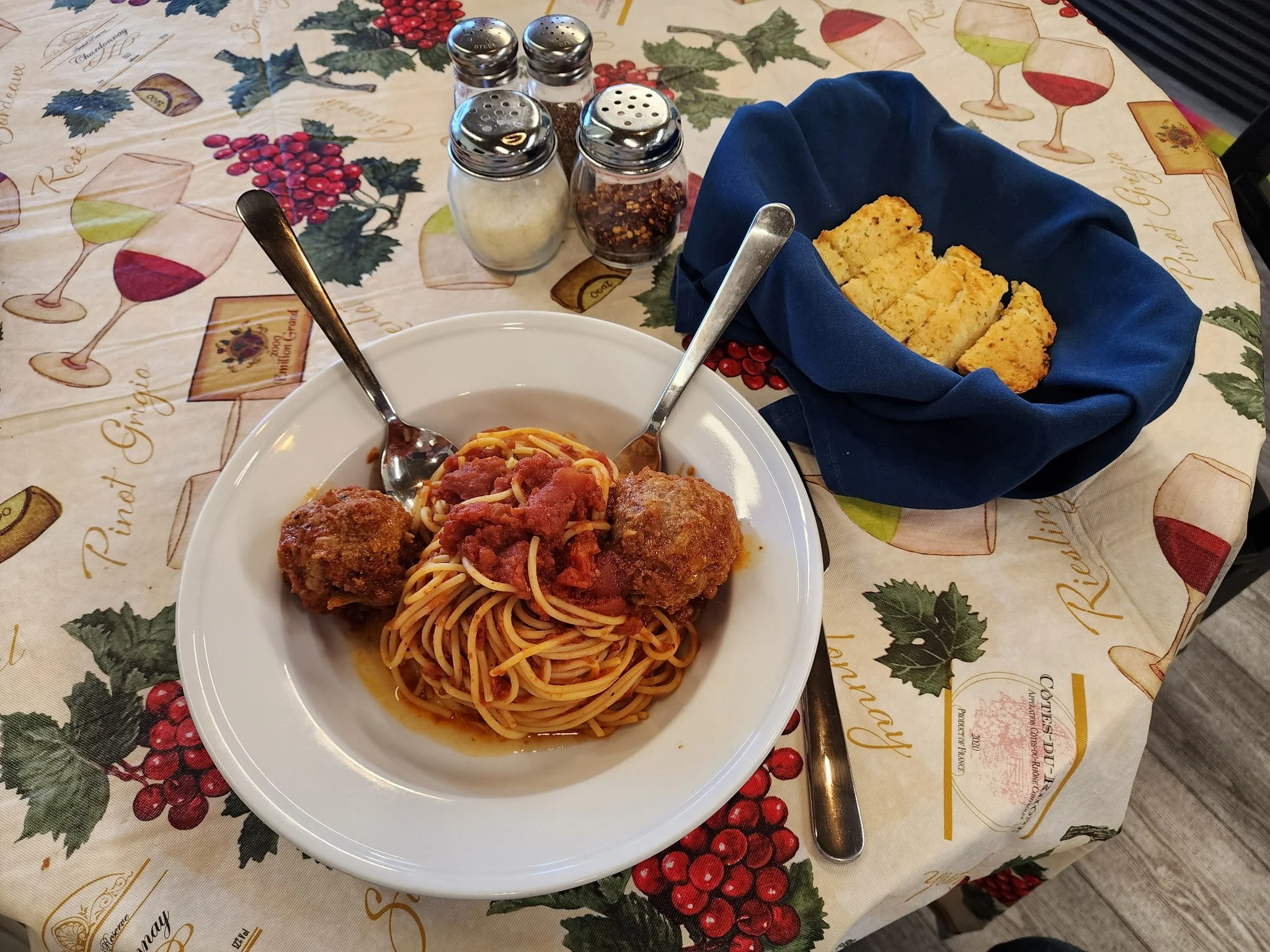 Spaghetti and Meatballs