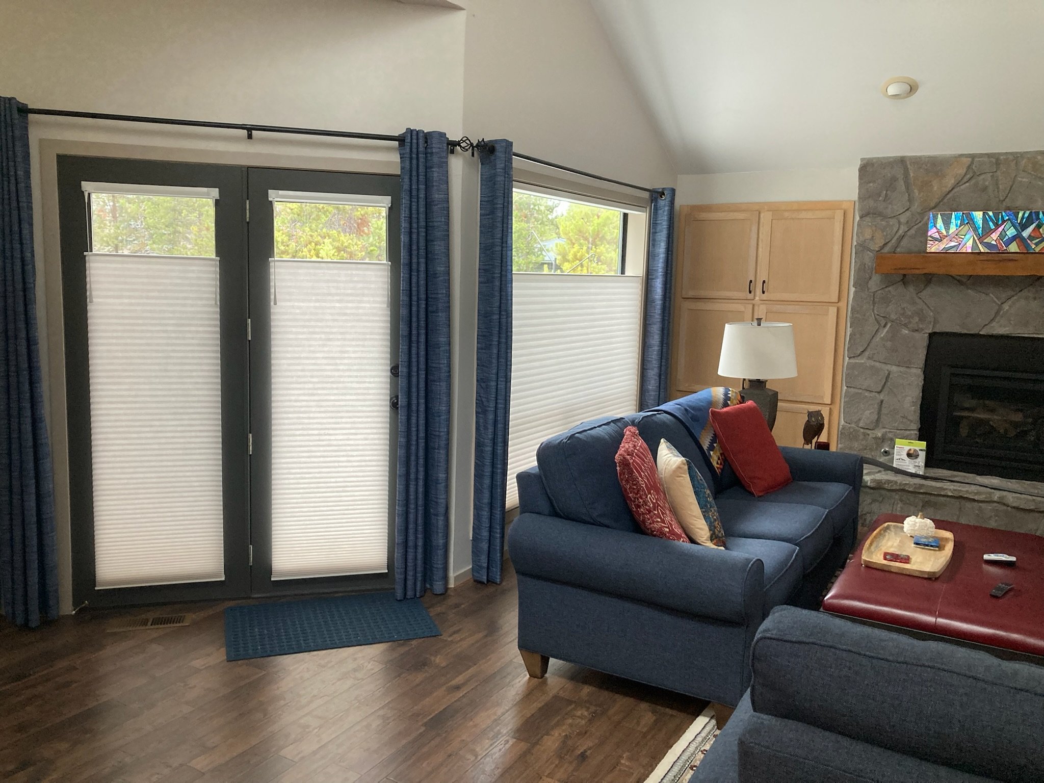 Comfort You Can Feel: The Insulating Advantage of Honeycomb Shades