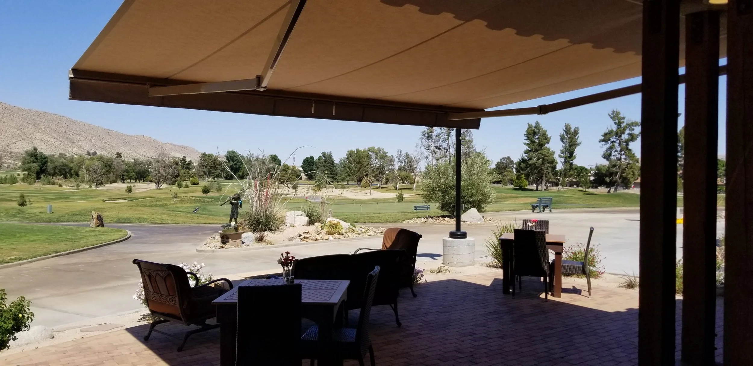 Enjoy Your Patio with Outdoor Retractable Awnings