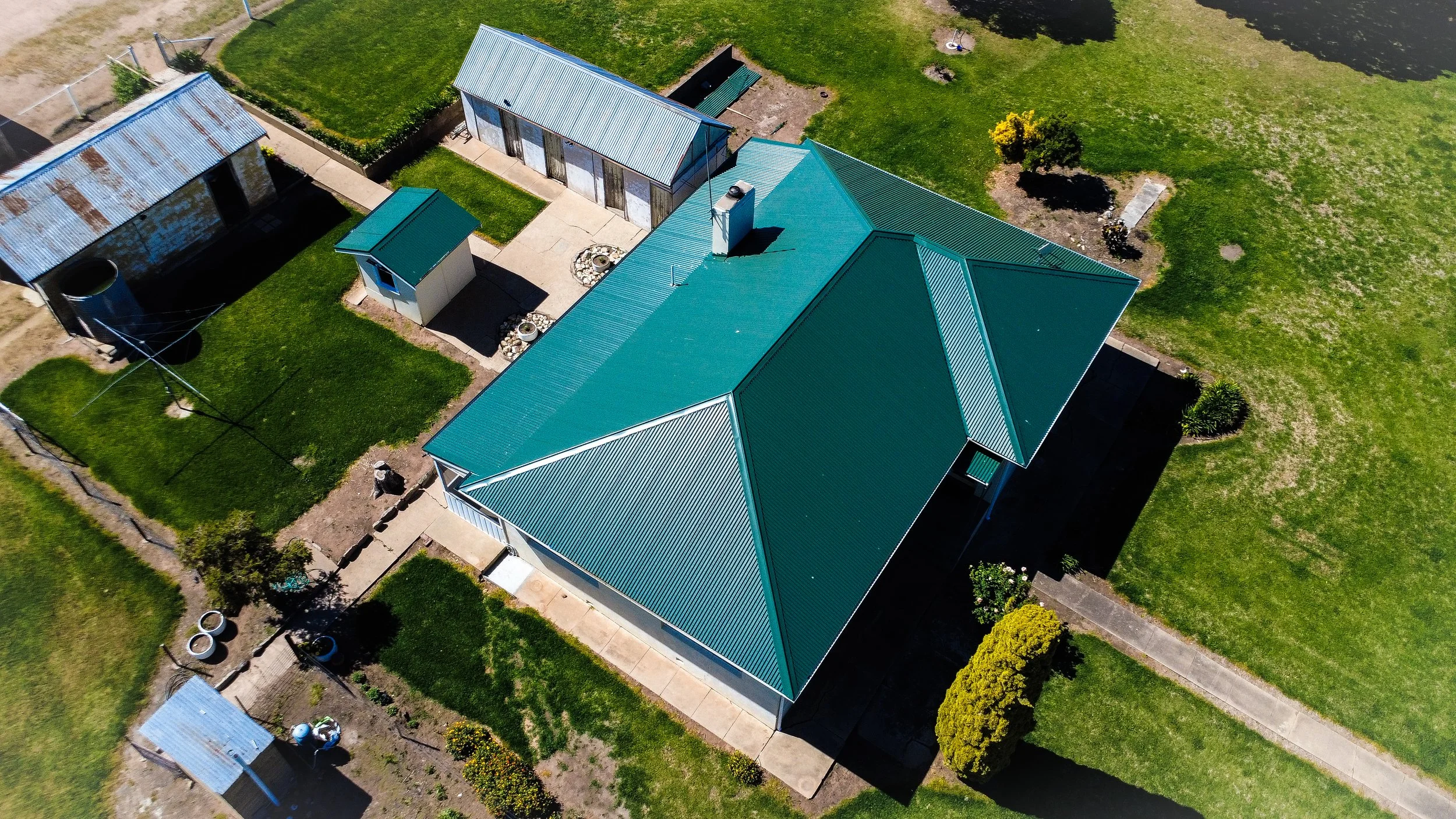 Badgery Road Cowra_Roof Replacement_Grenfell Local Builder.JPG