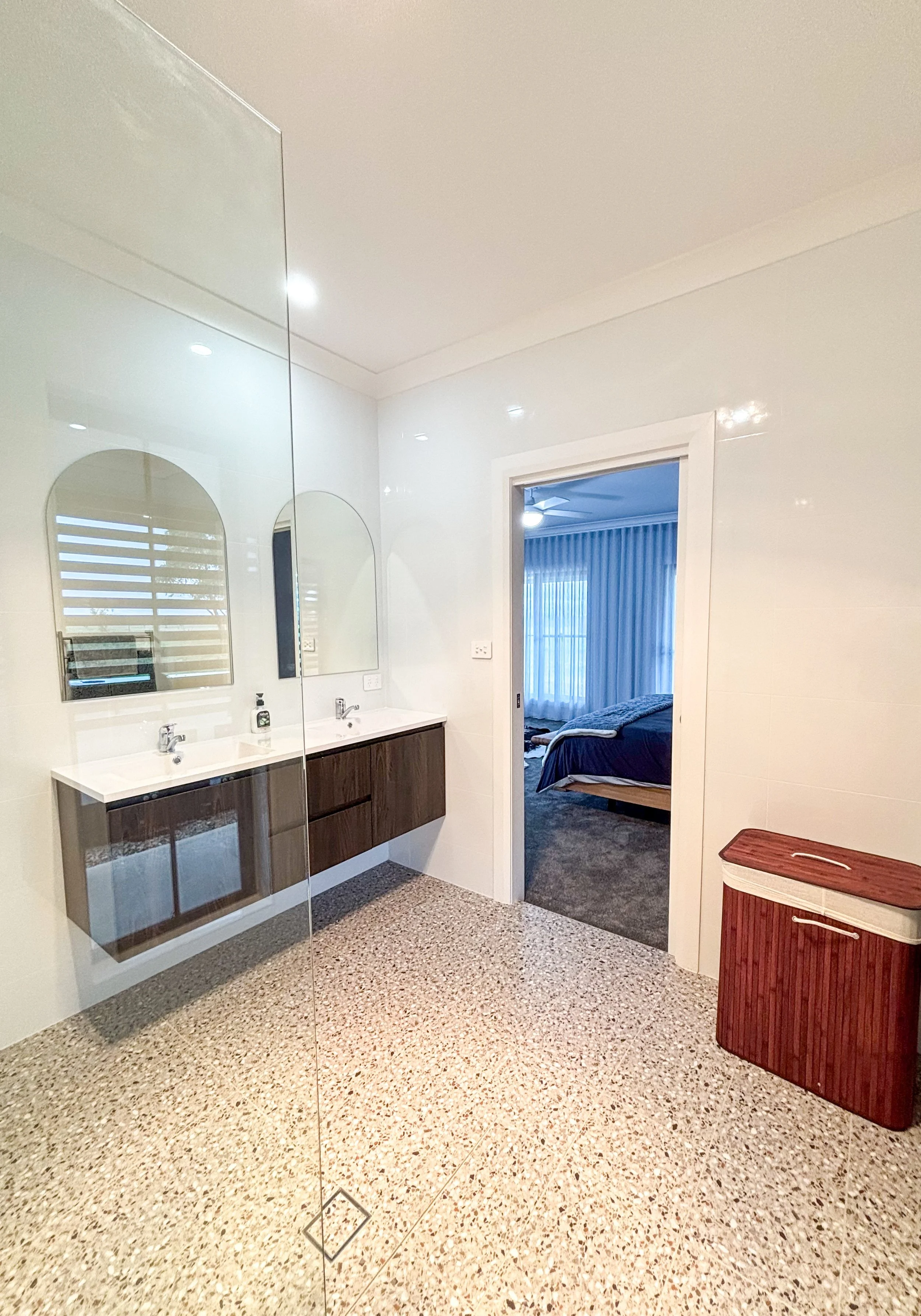 Garema Masters Bathroom 2.jpg