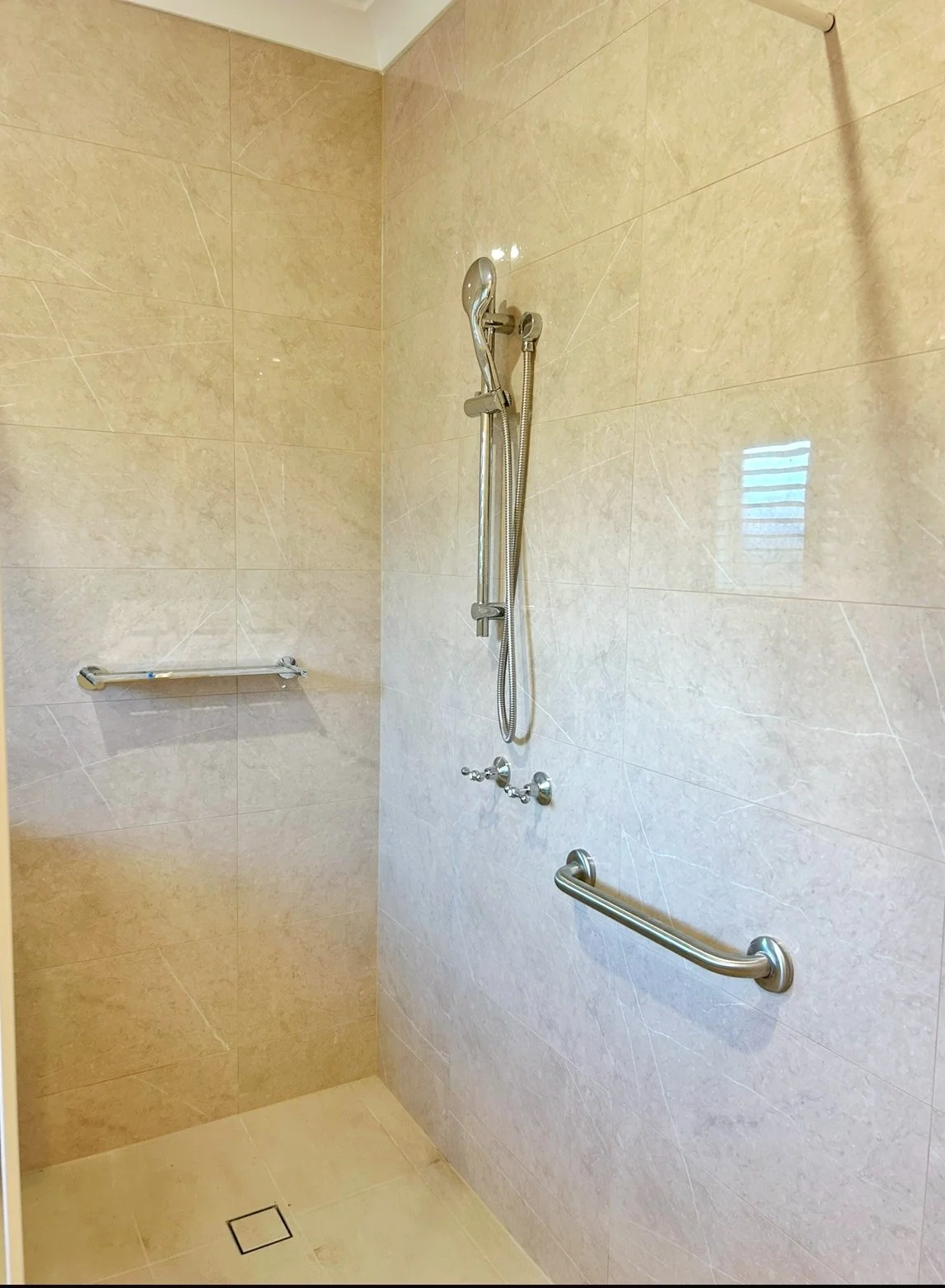 Whitbuild Bathroom Reno.jpg