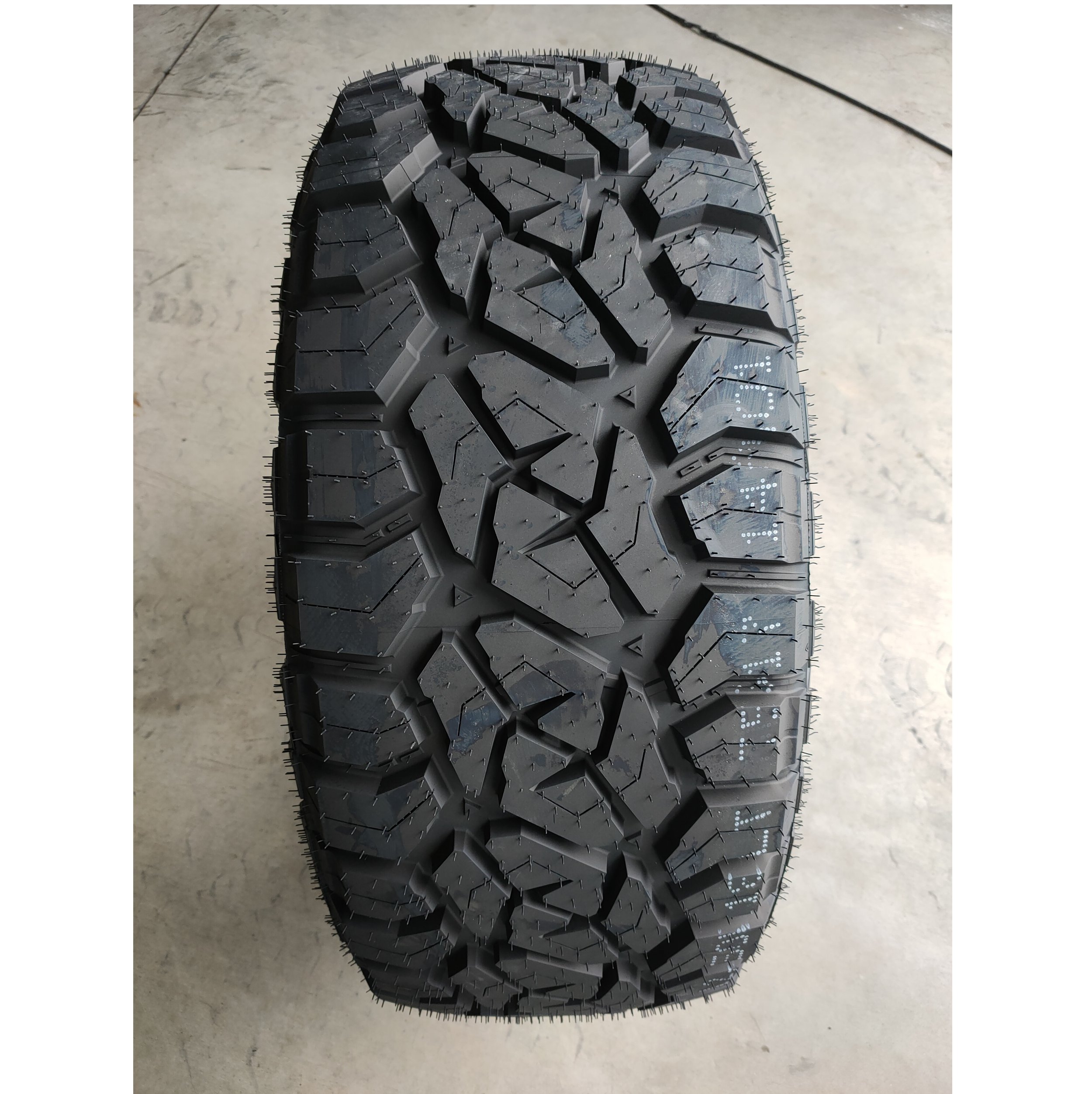 MILETRIP TIRE TP99 RT 33X12.5R18LT.jpg