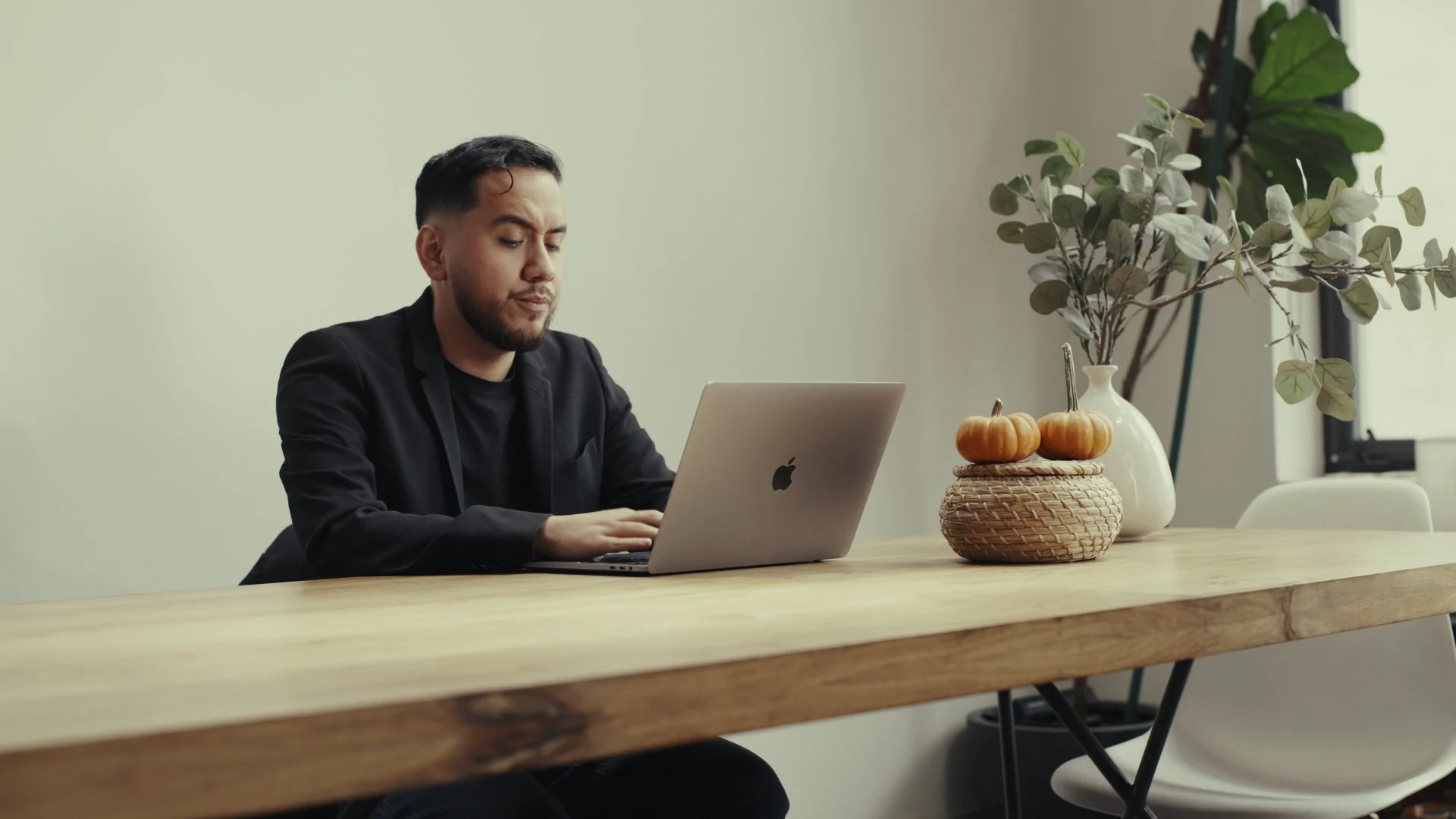 Still 2025-11-11 201828_1.22.2.JPG