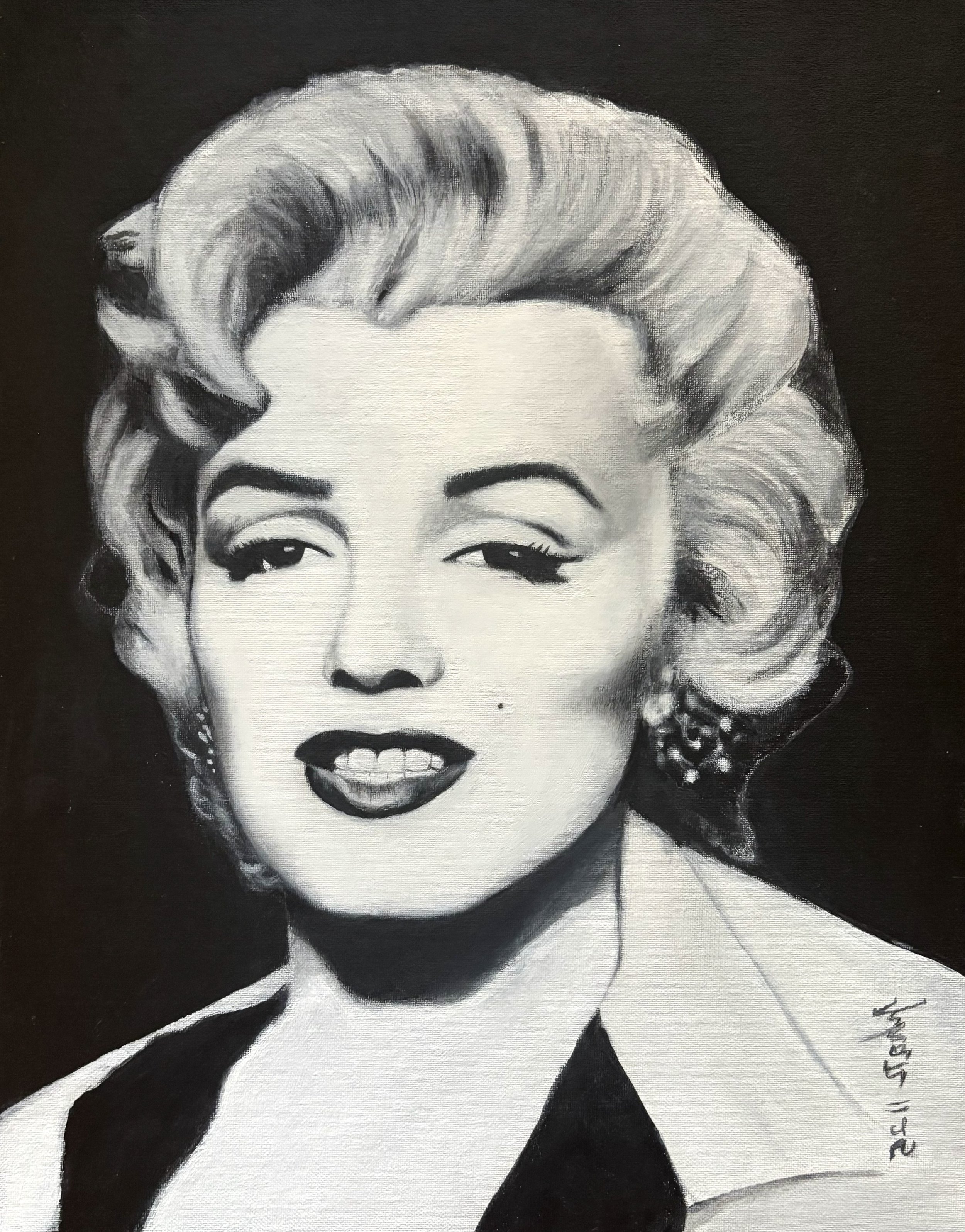 "Marilyn Monroe #2" / Graphite on paper / 18" x 14". Marilyn Monroe wearing a jacket with lapels and sparkly earrings