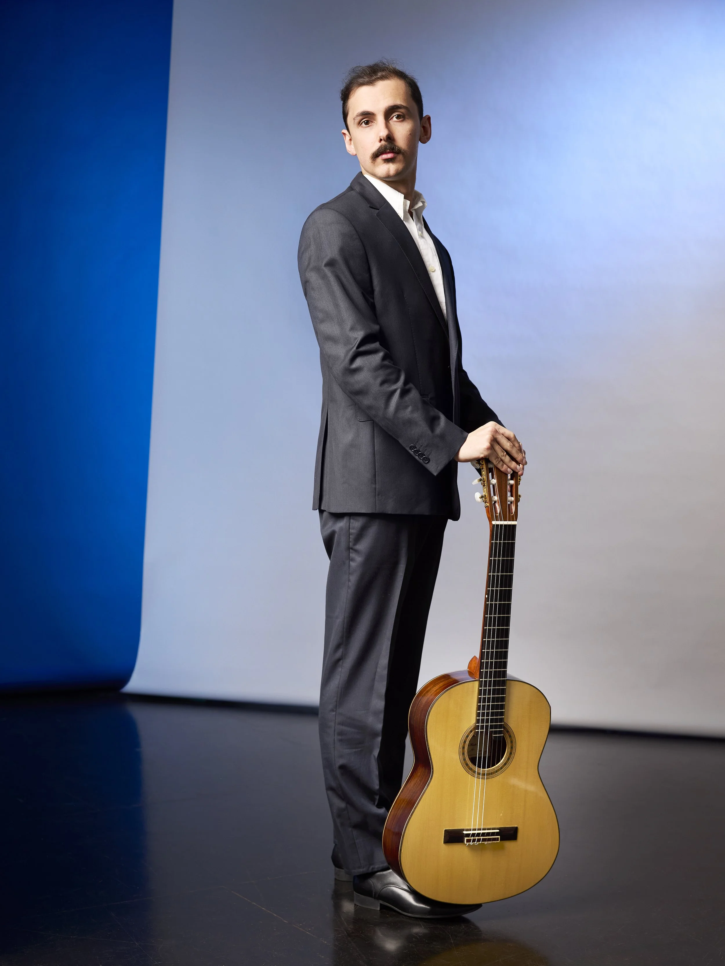 Alexander Frendo from the Sydney Guitar Collective