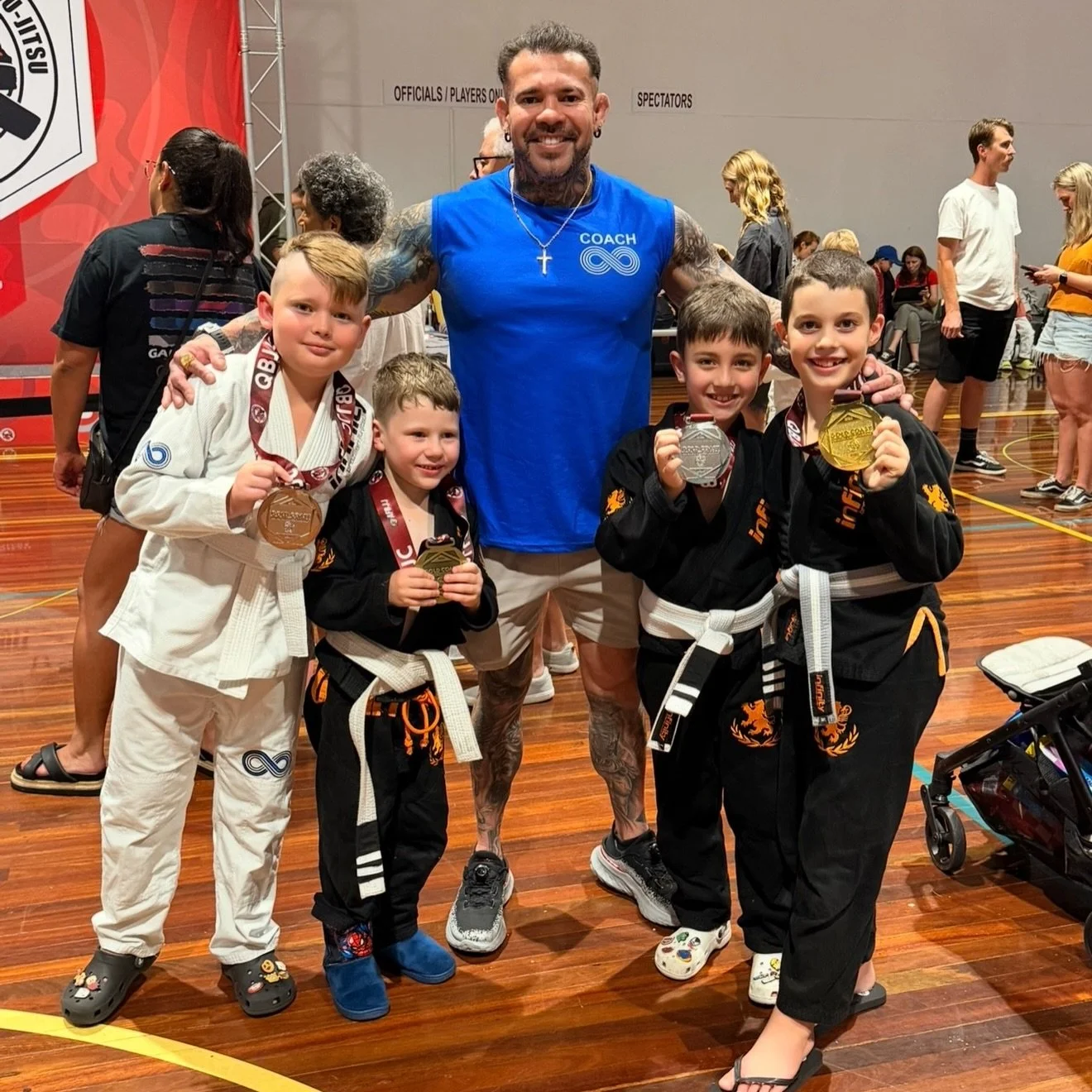 Outcome from our little champion the last comp of 2025. Well done kids! 🥋

Paddy 🥇
Lenny 🥈
Boston 🥈
Caleb 🥉

#brazilianjiuj&iacute;tsu #bjjkids #bjjcomp #bjjbrisbane #infinitybrazilianjiujitsu #infinitymartialarts