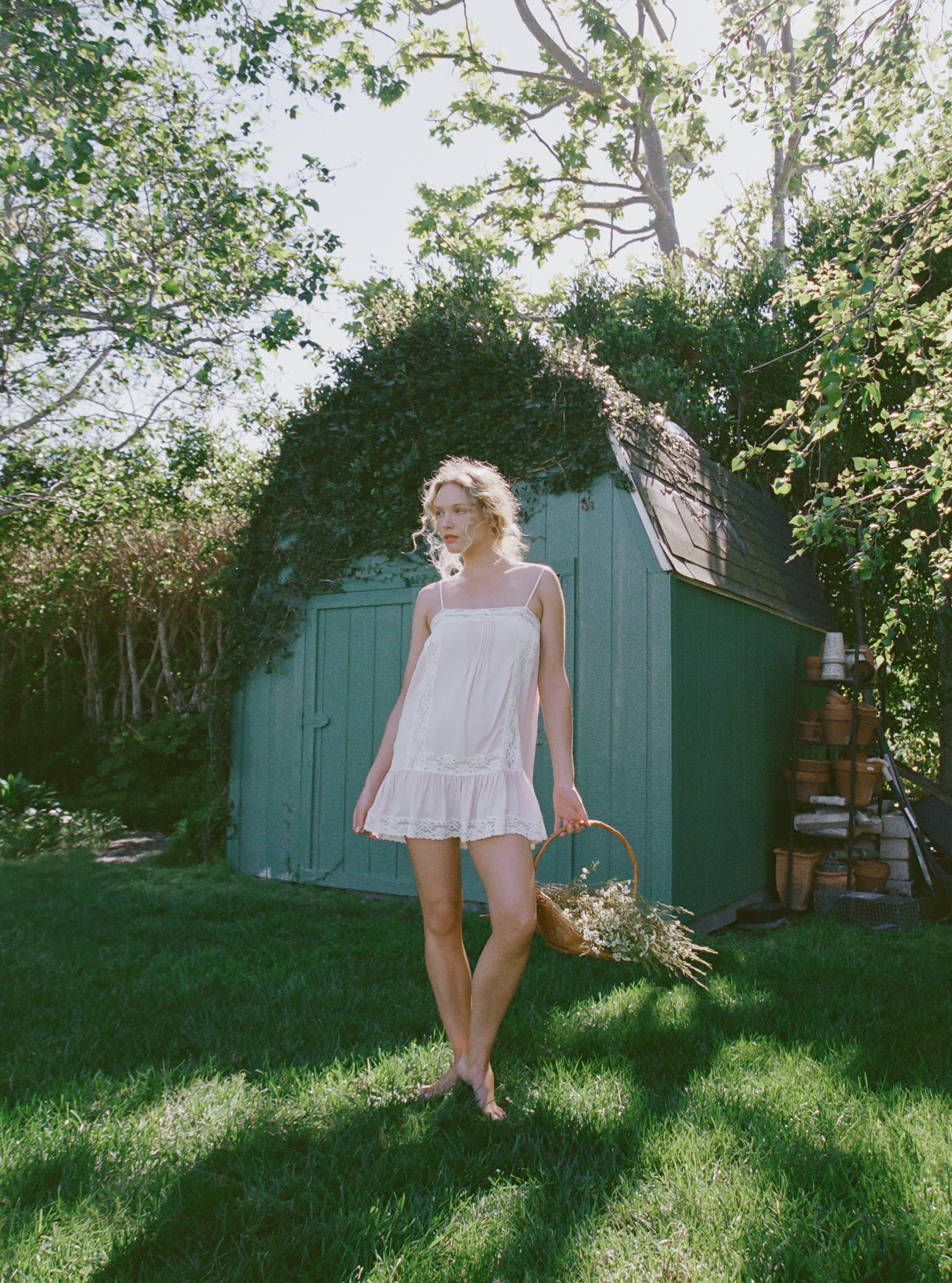 Carriage_Mini_Dress_Powder_Room_Campaign_Film_13.jpg