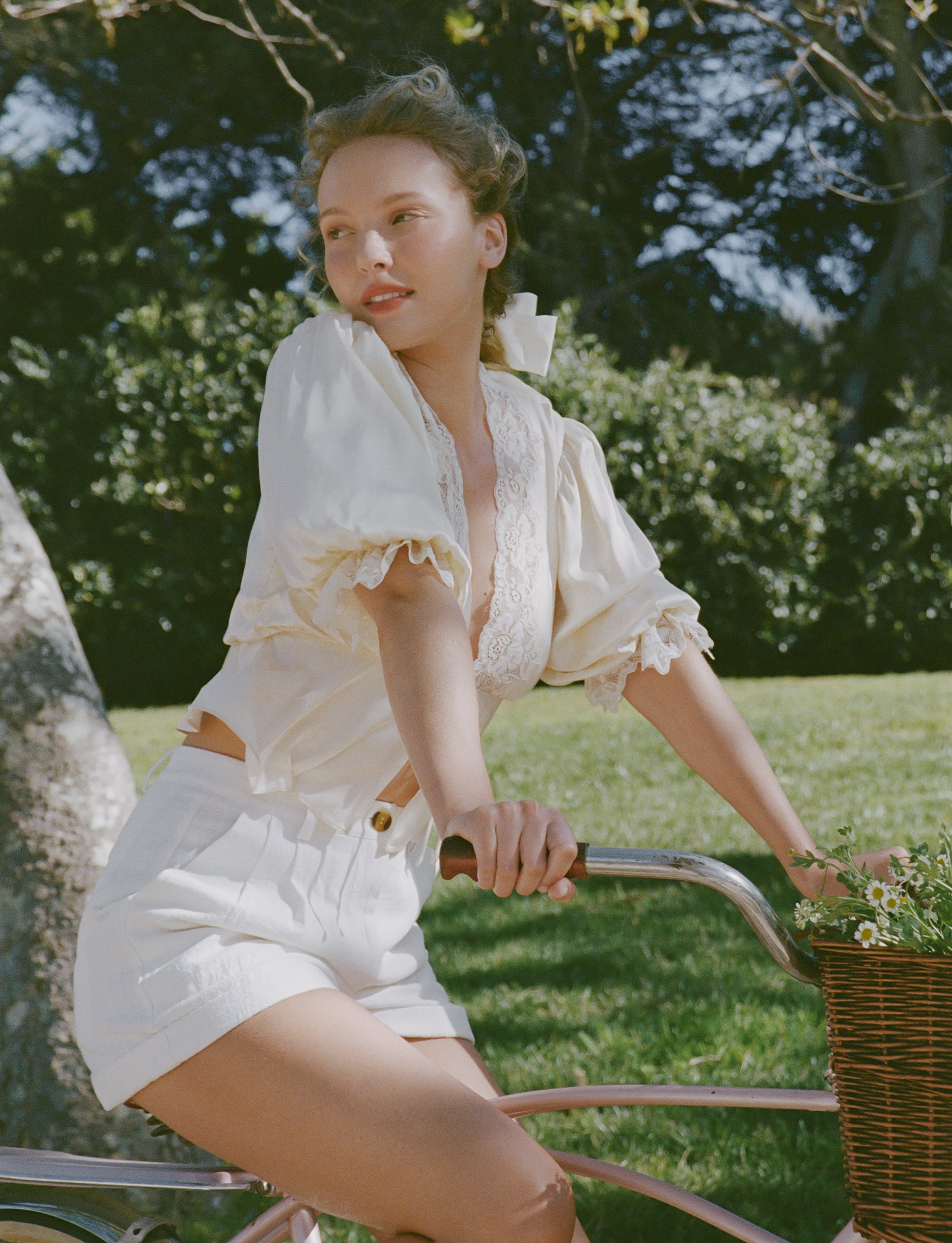 Honey_Blouse_Custard_Tidal_Short_White_Campaign_Film_4.jpg