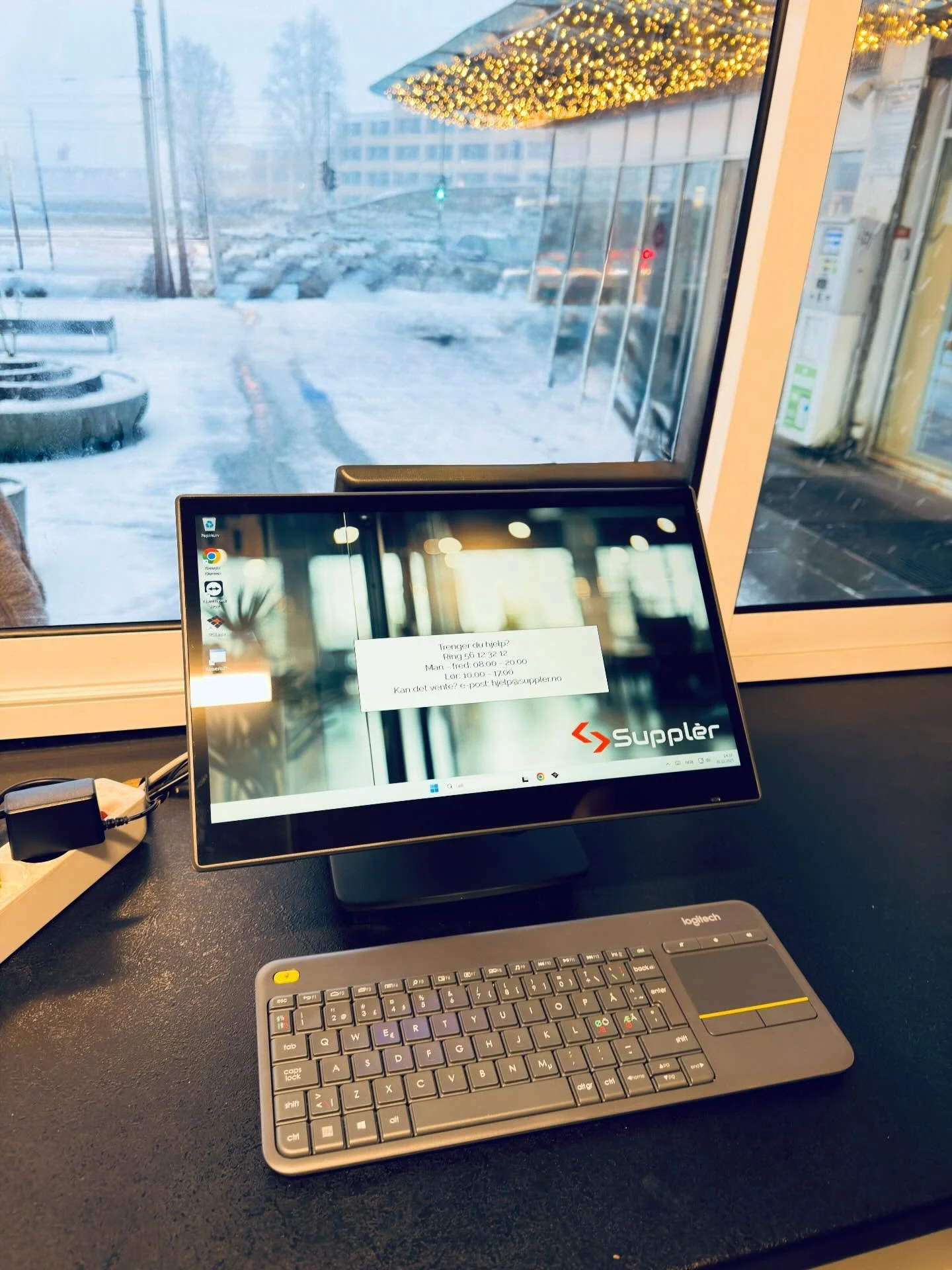 Vi har i l&oslash;pet av bare knappe 2 uker f&aring;tt opp Tem Im Thaimat, en foodtruck utenfor Oasen i Fyllingsdalen, med b&aring;de kasse og take-away nettbutikk. Foodtruck og deilig thaimat har de selvsagt fikset selv. Er du i n&aelig;rheten s&ari