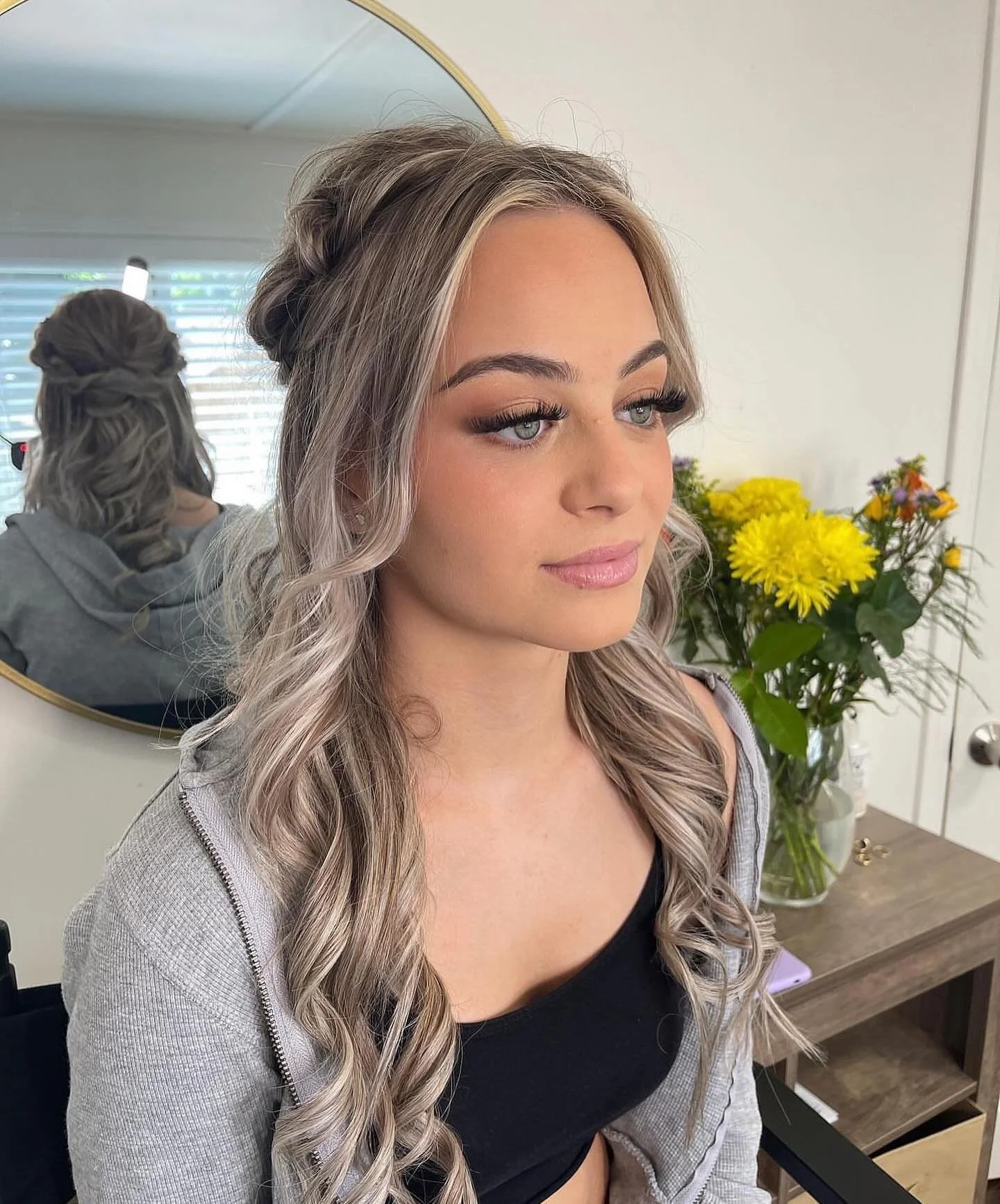 Lil throwback makeup look from my days working in Canada! I am now open and operating in SKENNARS HEAD NSW, travelling in all surrounding areas for your makeup needs xx