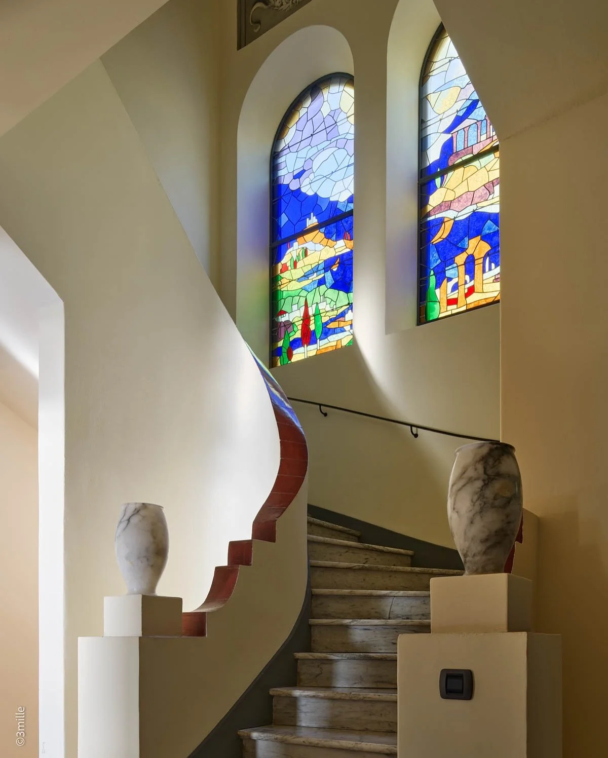 The interior of the house is adorned with frescos painted by Bac, featuring idealised landscapes from Mediterranean countries including Greece, Turkey, Italy, and Morocco 

&copy; 3mille for @savillsfrenchriviera #luxuryhomes #frenchriviera @belleepo