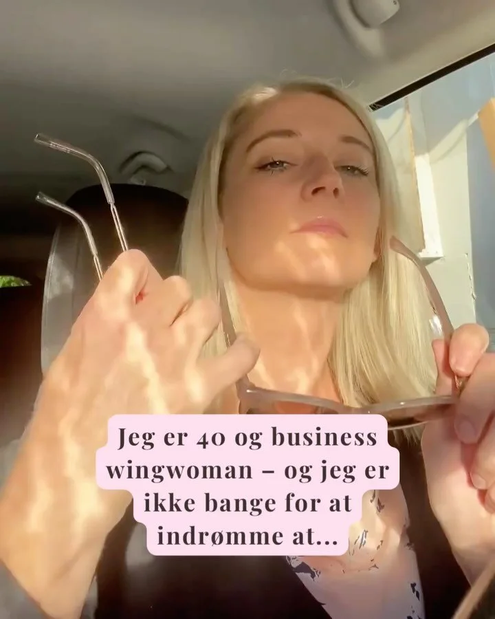 Bare fordi man er soloselvstændig så ER det faktisk ikke meningen man skal kunne alt! 😬
Man må gerne få hjælp til de ting man synes er svære og det der giver en lyst til løbe skrigende væk. Det er fa