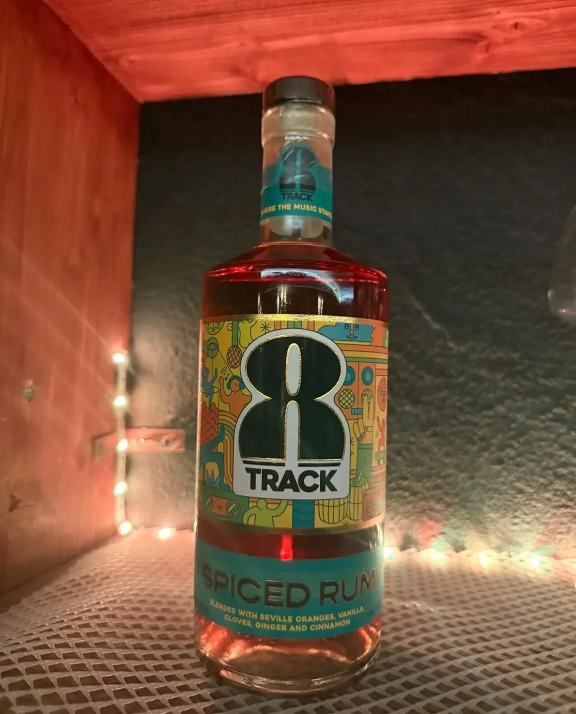New spirit at the marmotte 8 Track Spiced Rum, so come and give it a taste. You may also find a new cocktail on the menu to go with it so don't miss out.

Alerte nouveaut&eacute; &agrave; la Marmotte ! Rhum epicé 8 tracks tout droit venu de Londres,