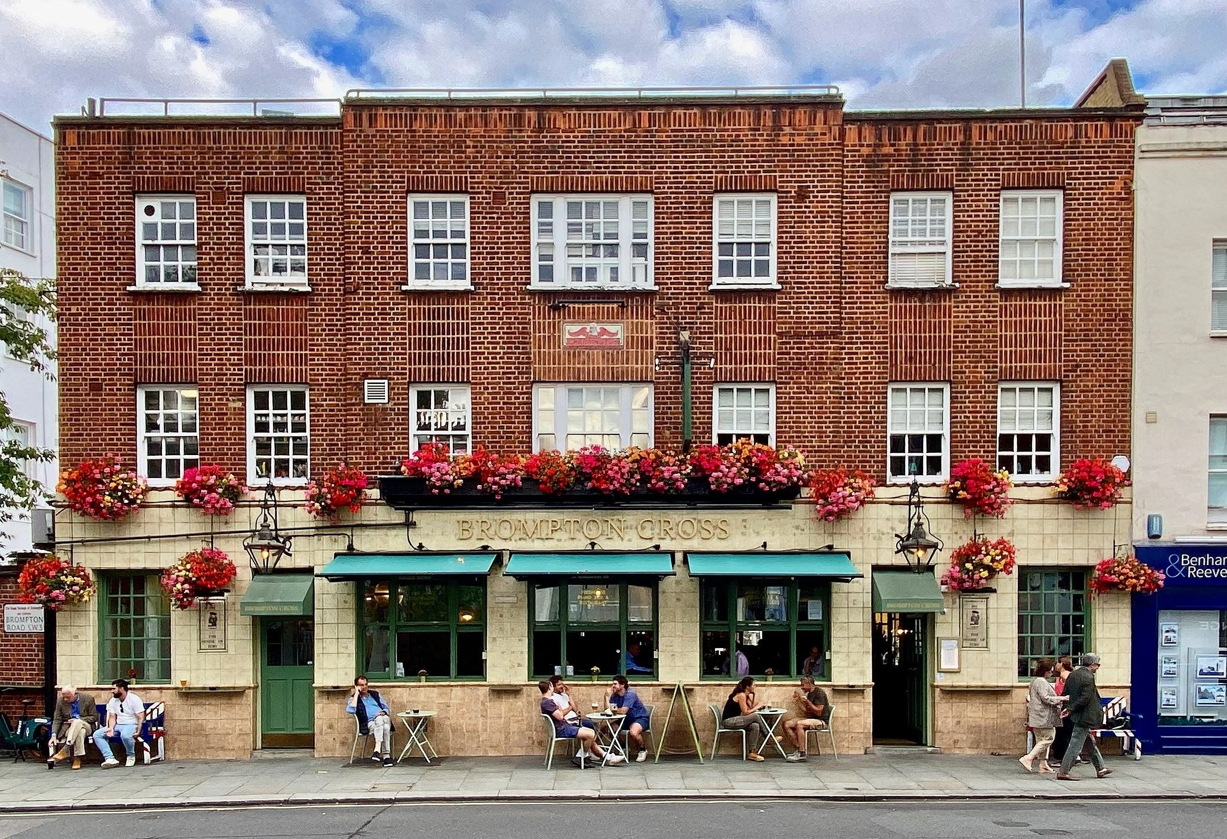 Photo of The Brompton Cross, Kensington and Chelsea