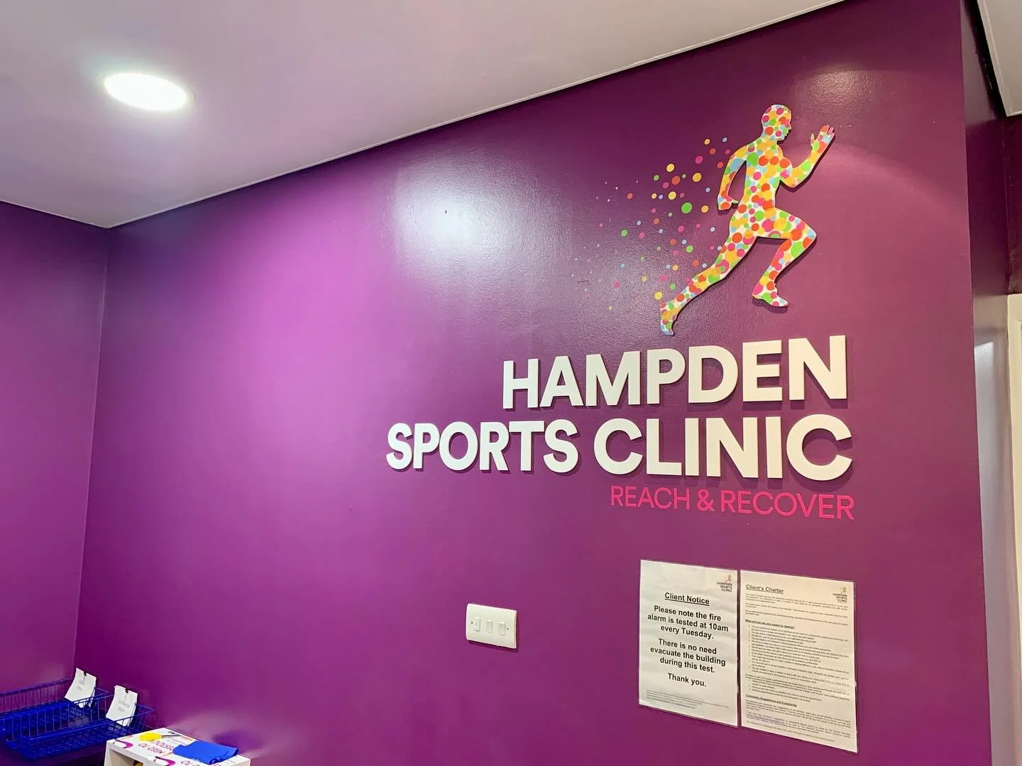 Living by what I preach and booking myself in for a physio appointment with @hampdensportsclinic after an innocuous foot injury that came on last weekend 😕

Could be a stress fracture, could be peroneal tendonitis 🤷🏻&zwj;♂️

The next step to get a