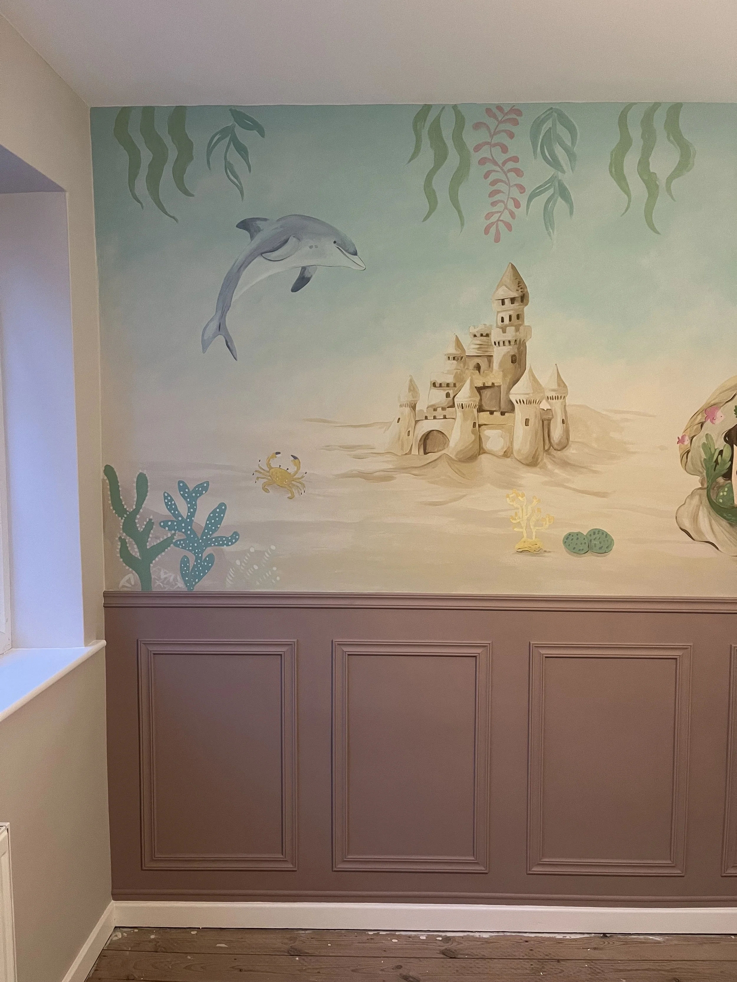 sandcastle-mural-wall-bedroom.jpeg