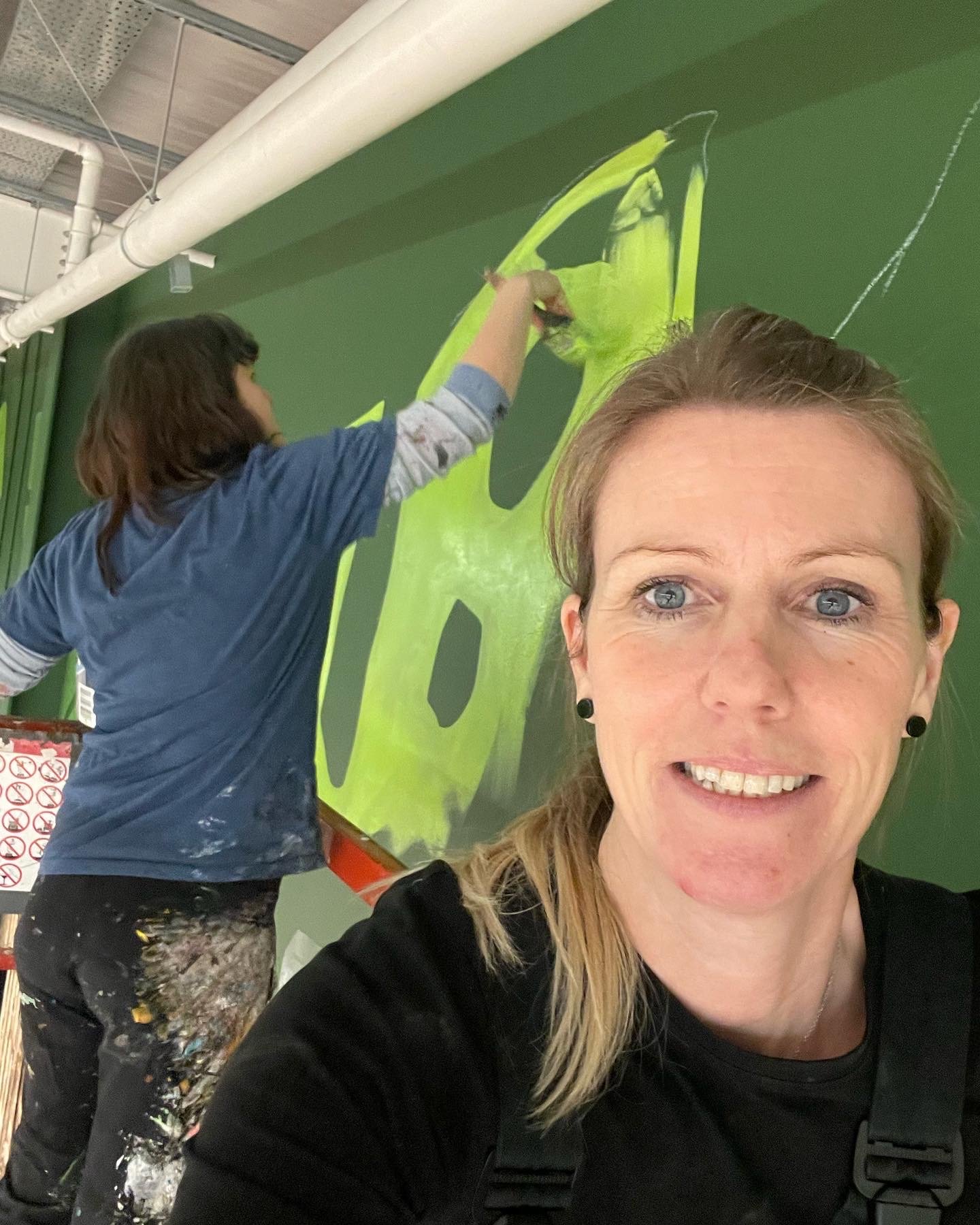 Collaboration with other mural artists UK