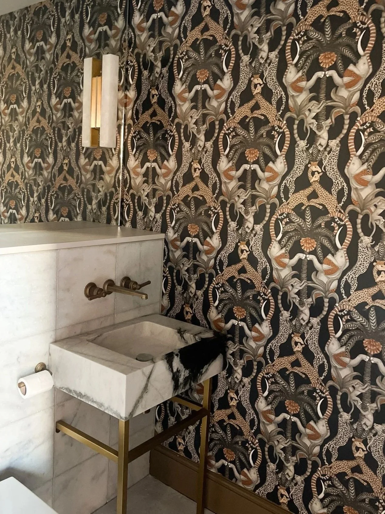 High-end interior design Cobham WC wallpaper marble sink 